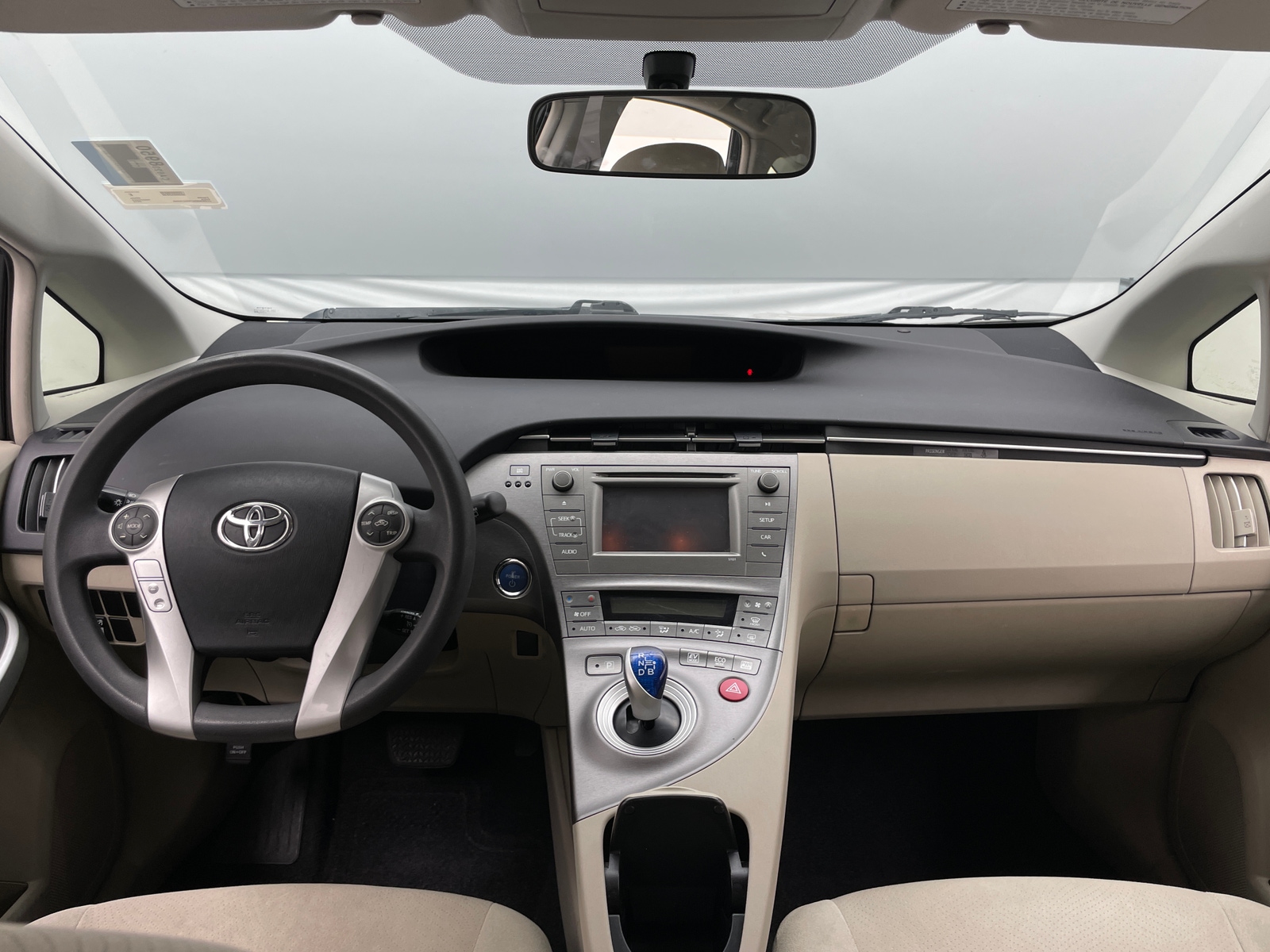 Thumbnail: 2014 Toyota Prius - 3