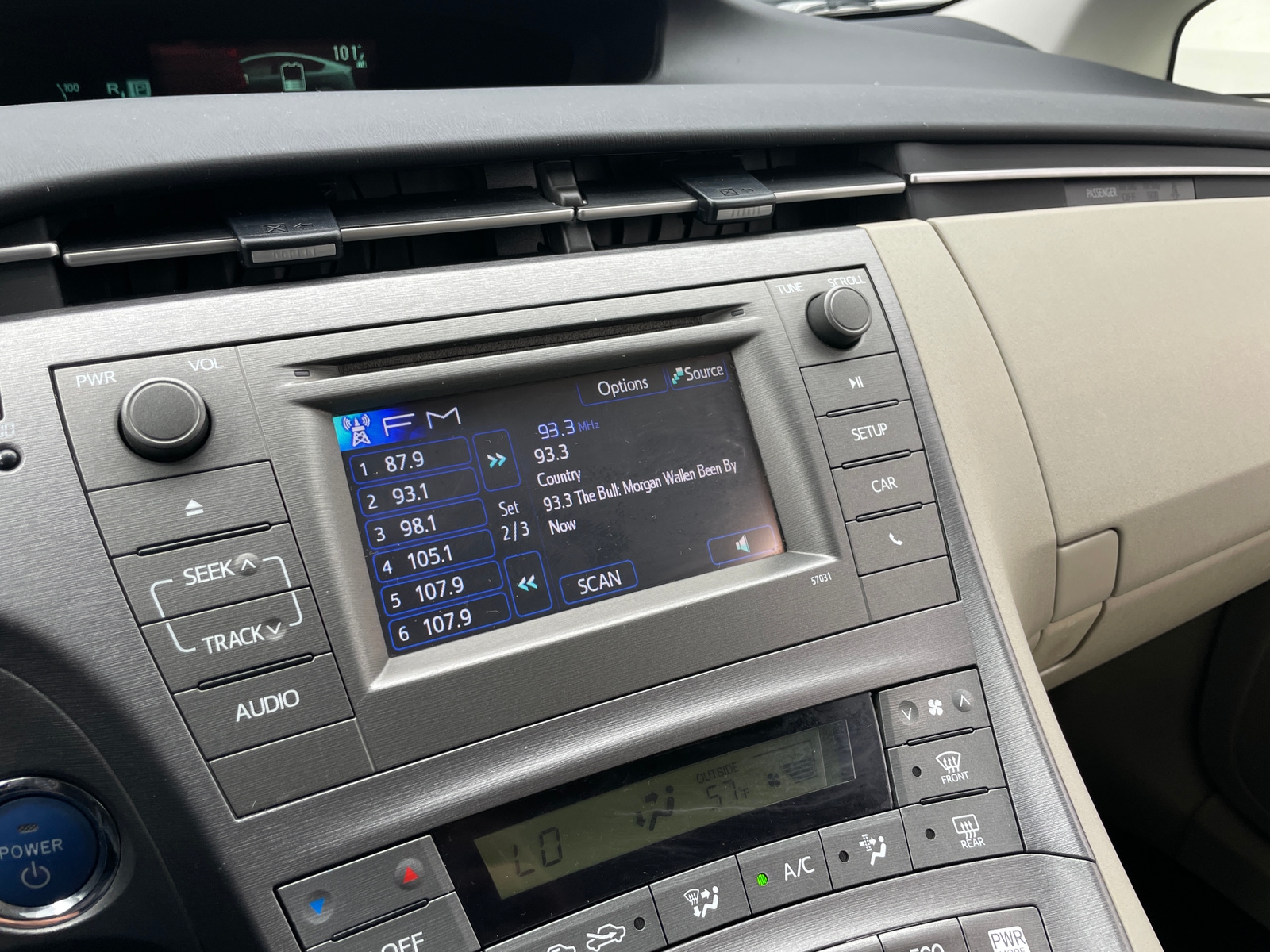 Thumbnail: 2014 Toyota Prius - 4