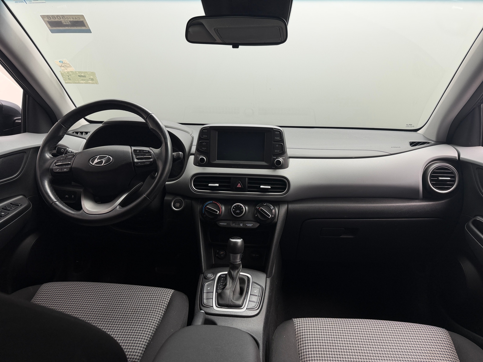 Thumbnail: 2020 Hyundai Kona - 3