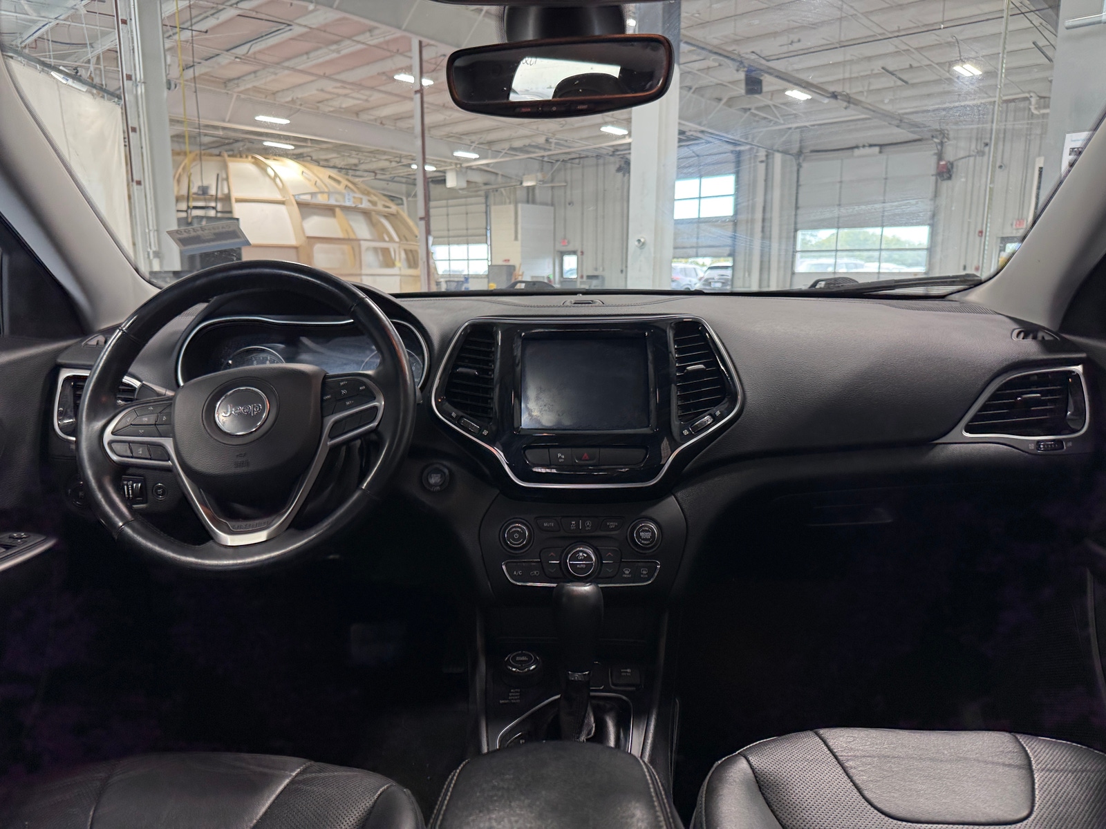 Thumbnail: 2019 Jeep Cherokee - 2