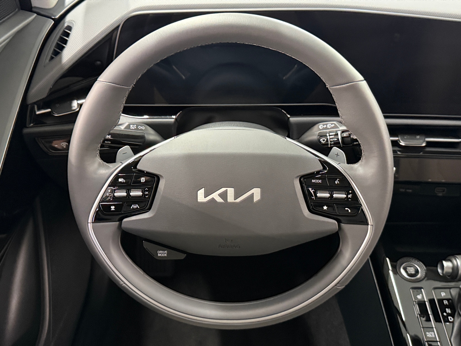 Thumbnail: 2026 Kia Niro - 4