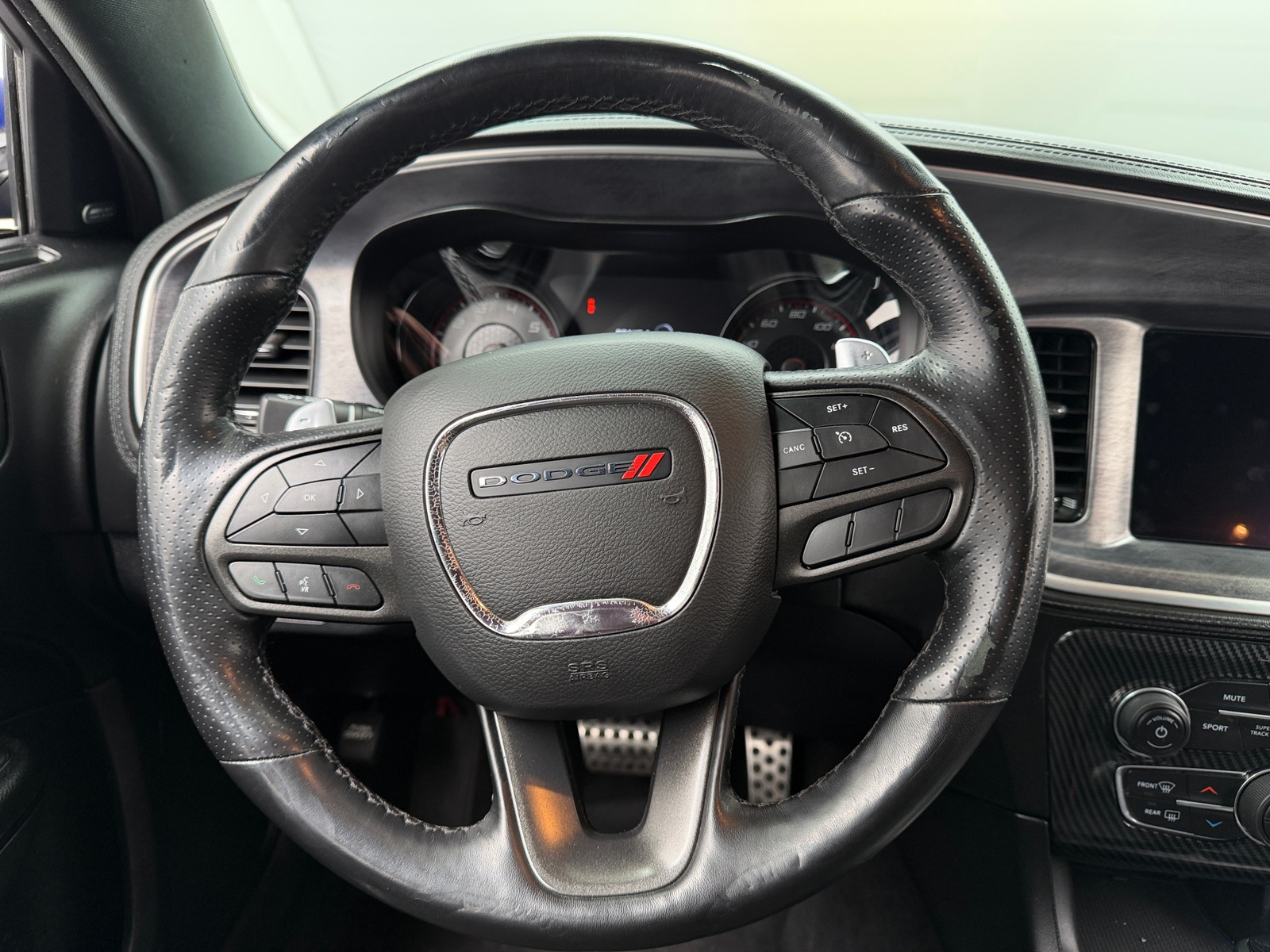 Thumbnail: 2020 Dodge Charger - 4