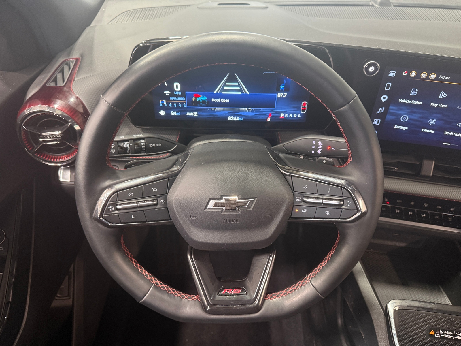 Thumbnail: 2025 Chevrolet Equinox - 4