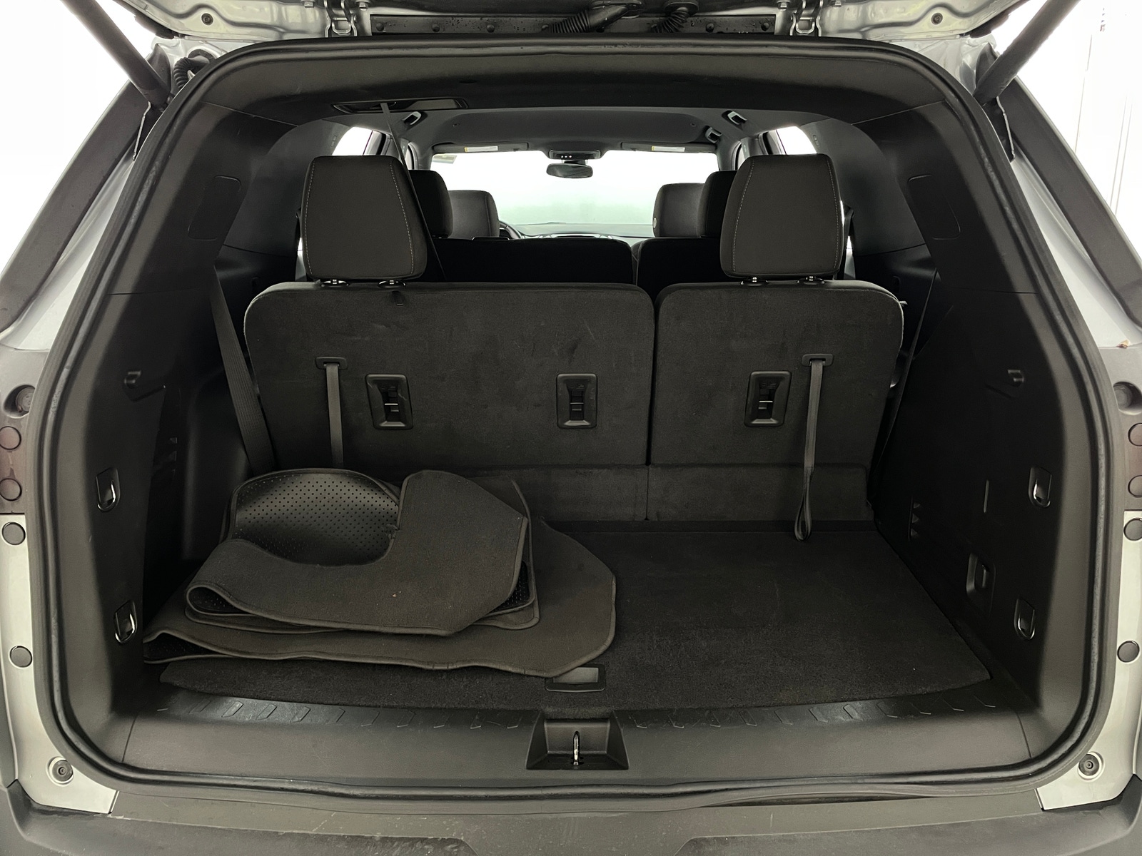 Thumbnail: 2023 Chevrolet Traverse - 7