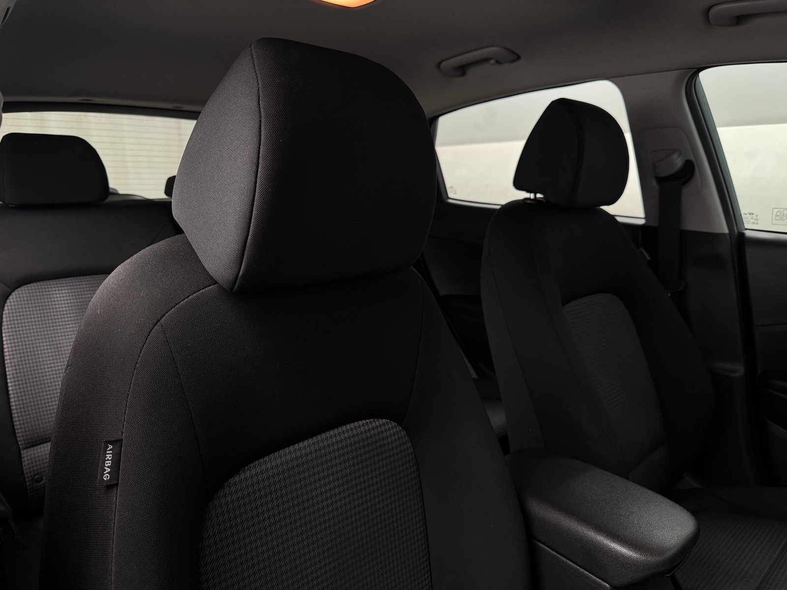 Thumbnail: 2021 Hyundai Kona - 2