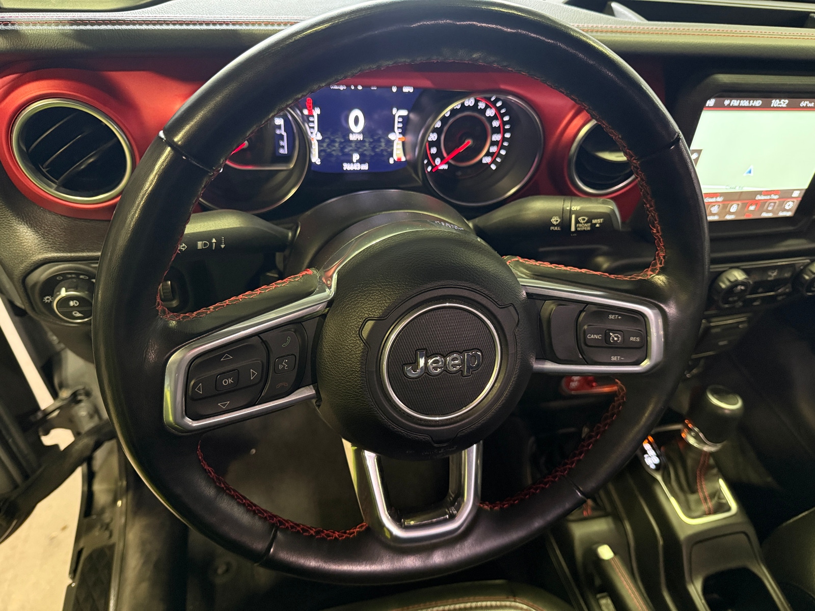Thumbnail: 2021 Jeep Gladiator - 4