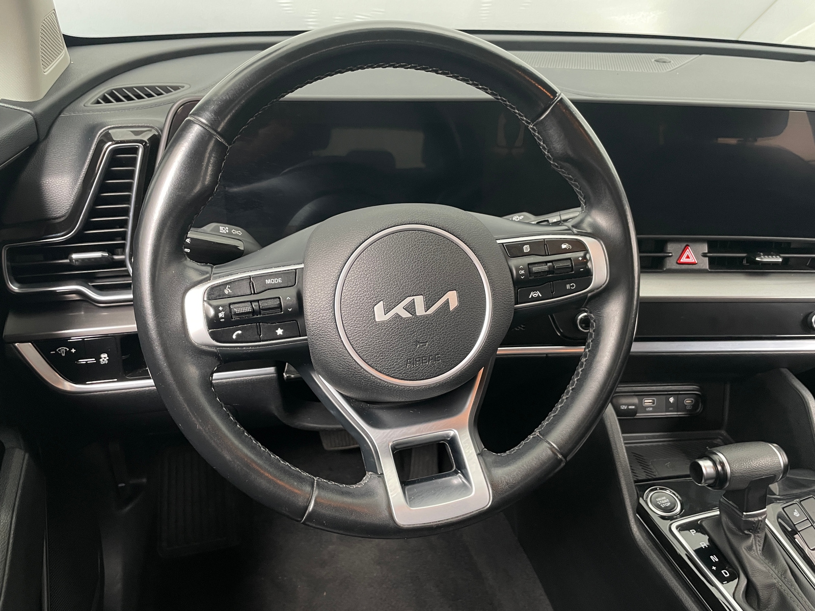 Thumbnail: 2023 Kia Sportage - 4