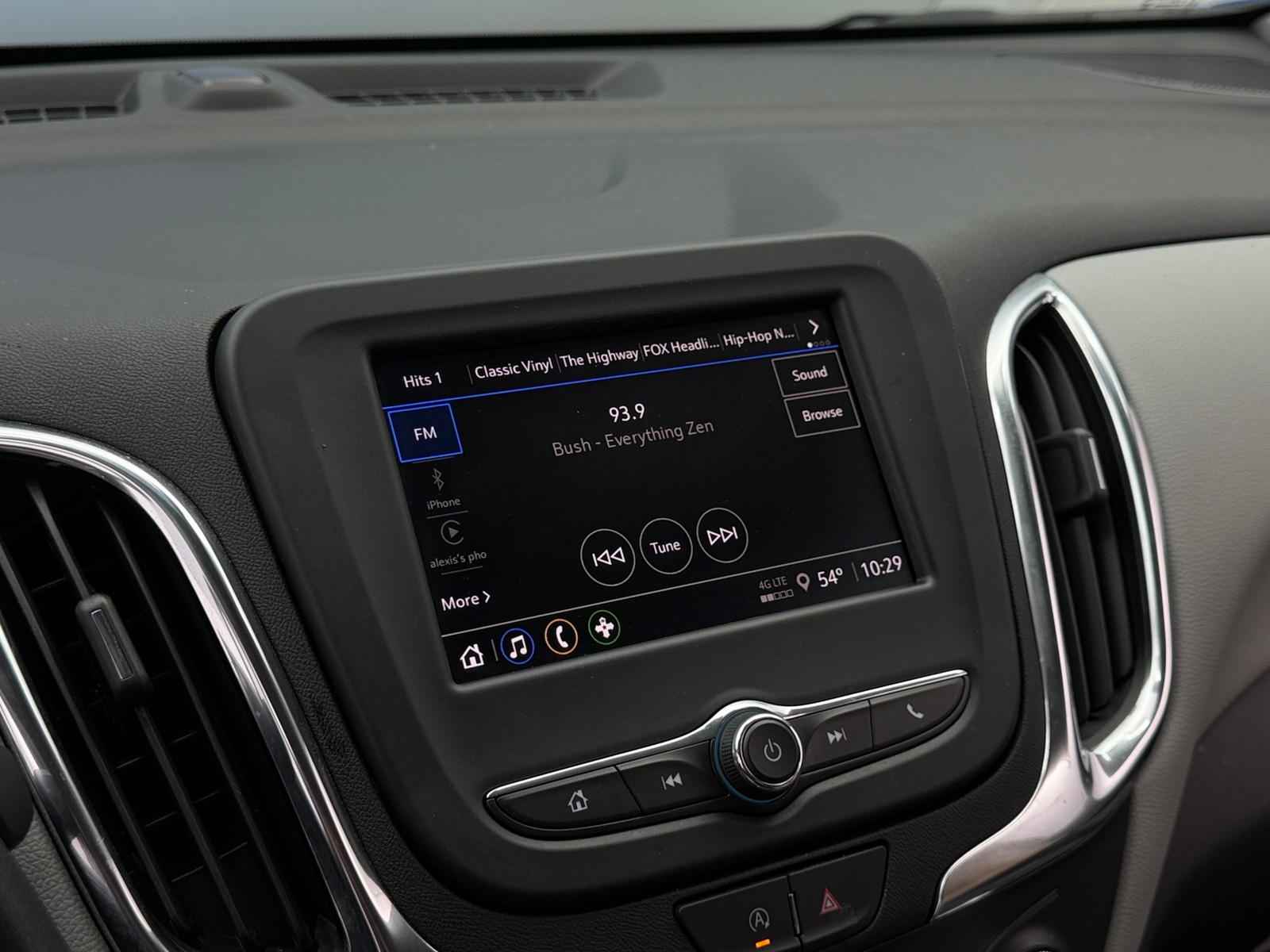 Thumbnail: 2024 Chevrolet Equinox - 4