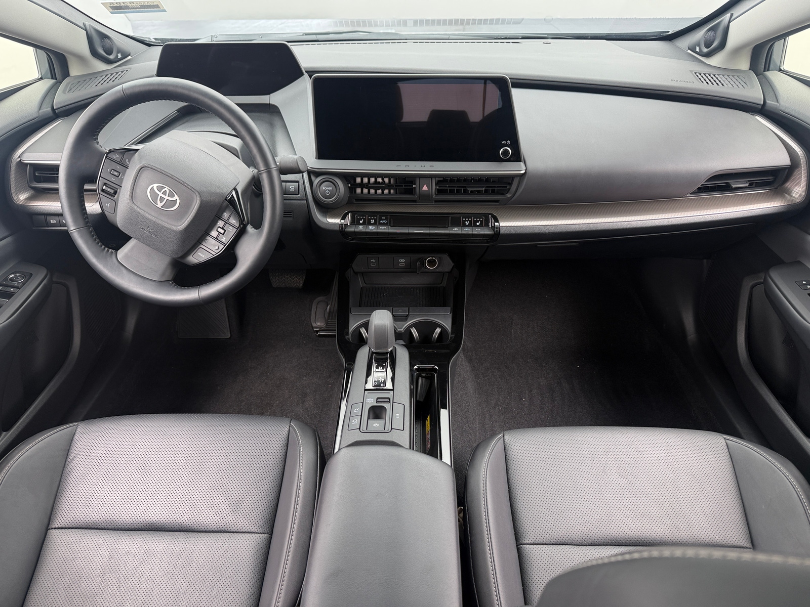 Thumbnail: 2024 Toyota Prius - 3
