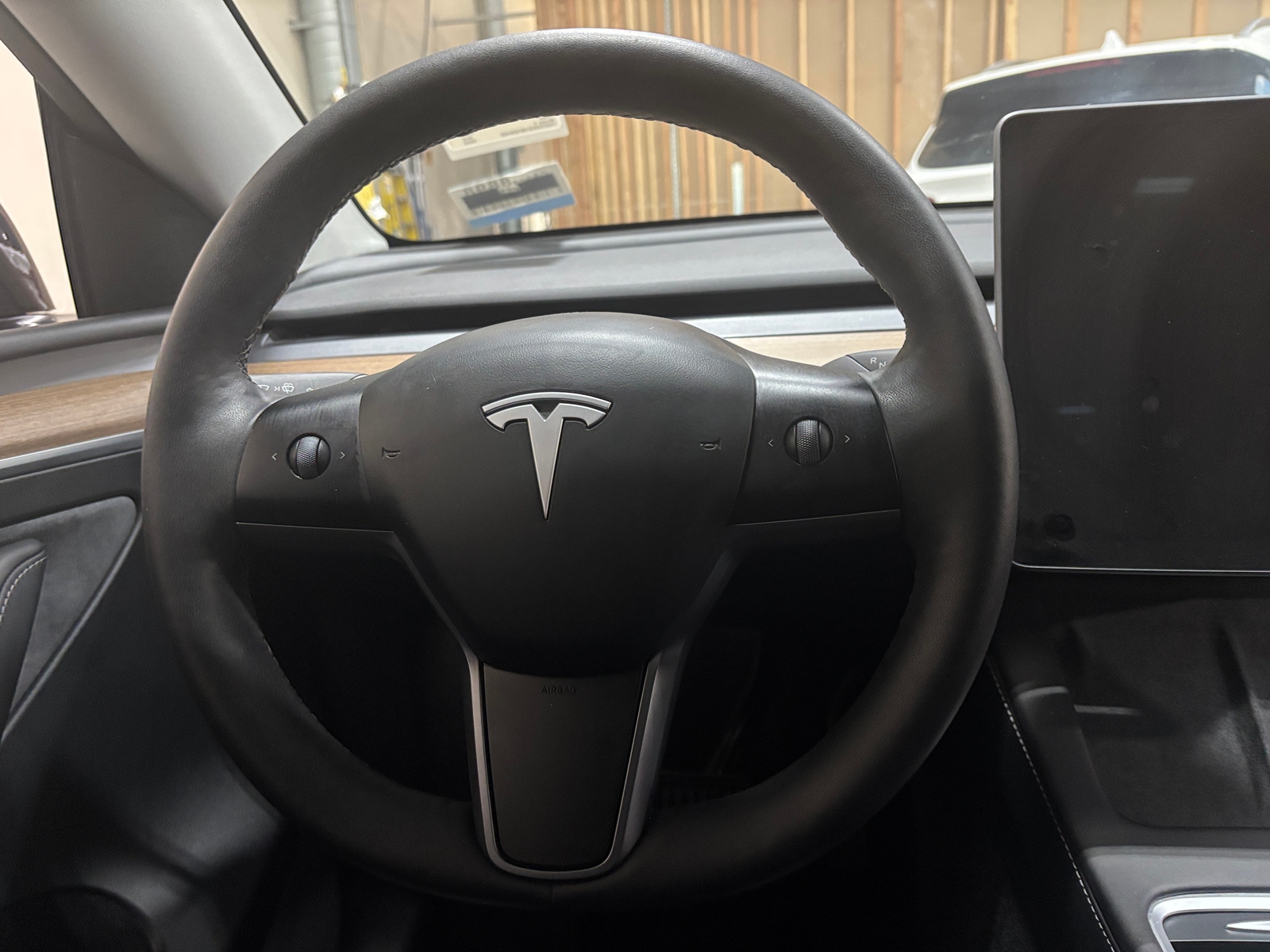 Thumbnail: 2025 Tesla Model Y - 4