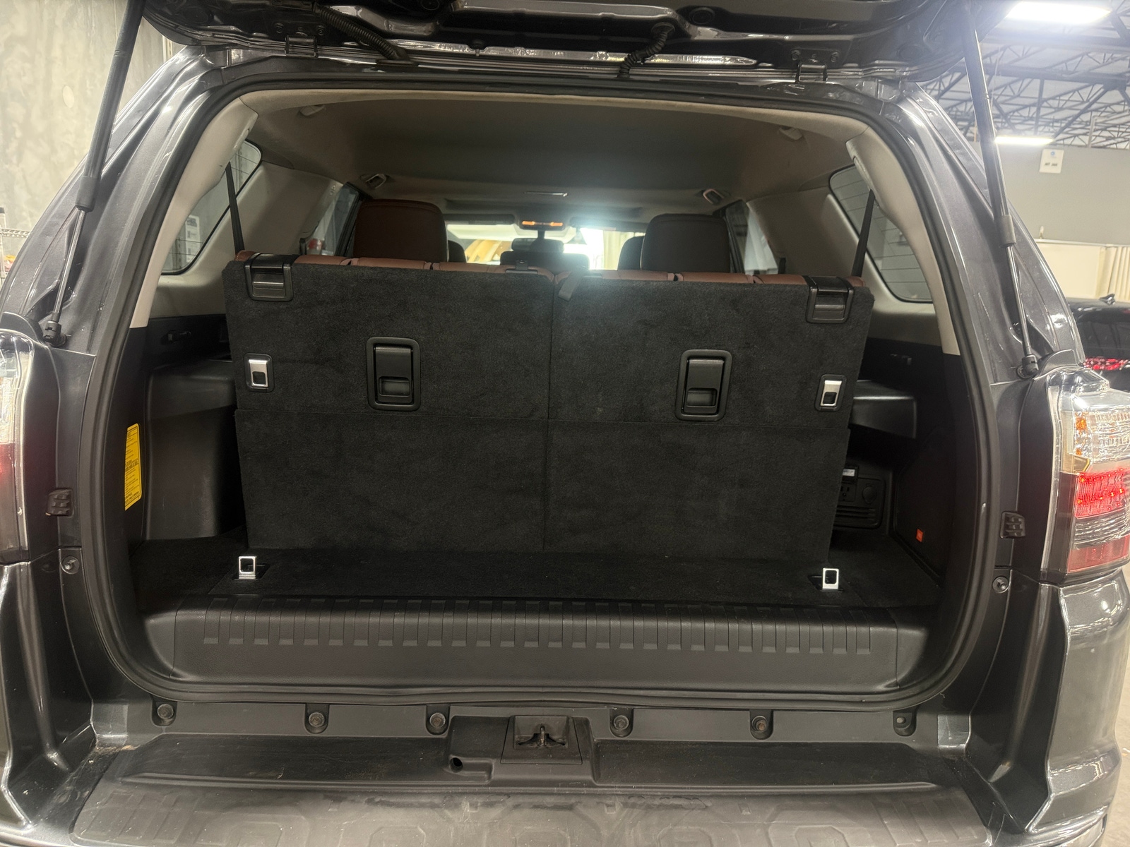 Thumbnail: 2016 Toyota 4Runner - 6