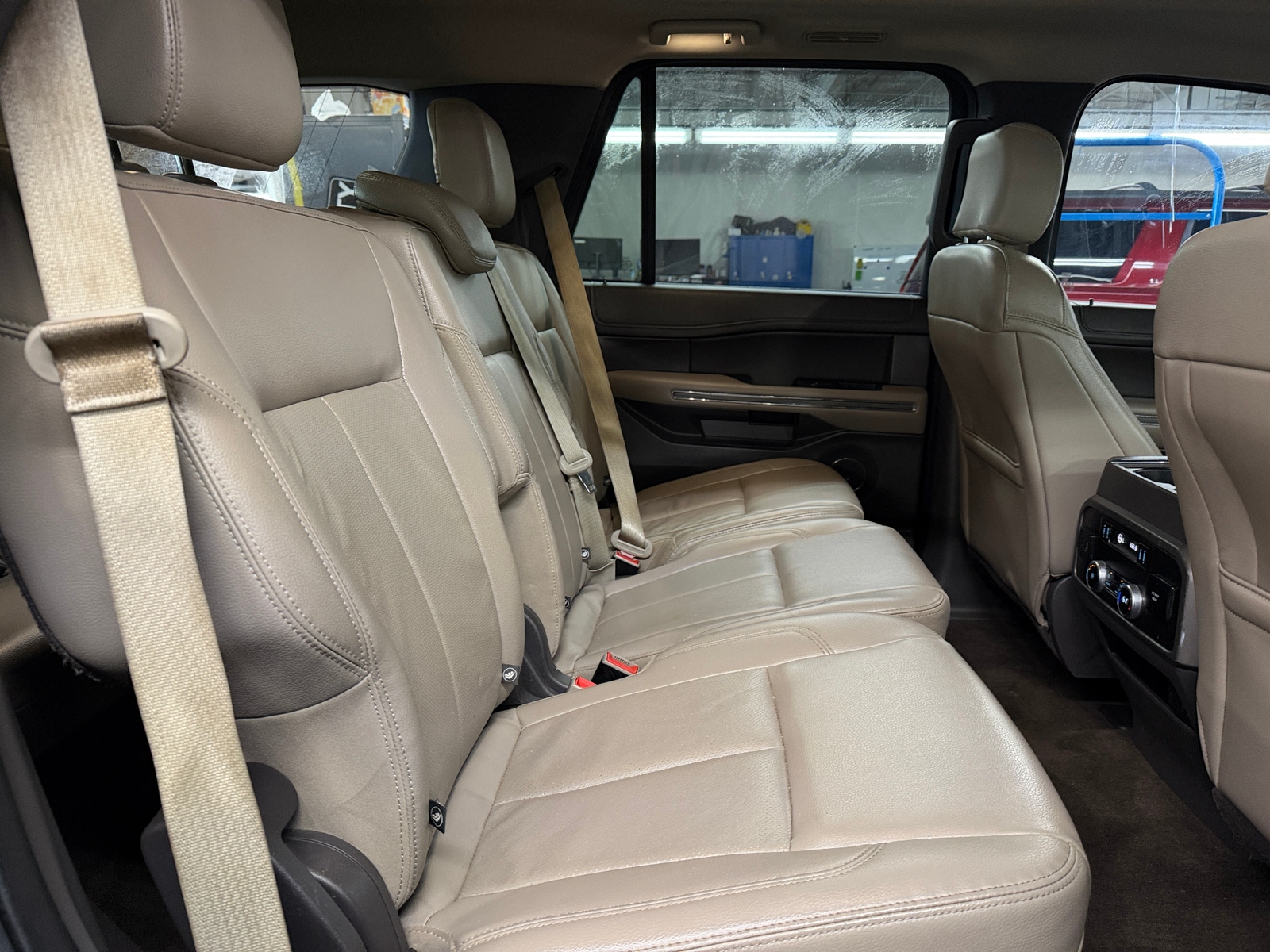 Thumbnail: 2020 Ford Expedition - 5