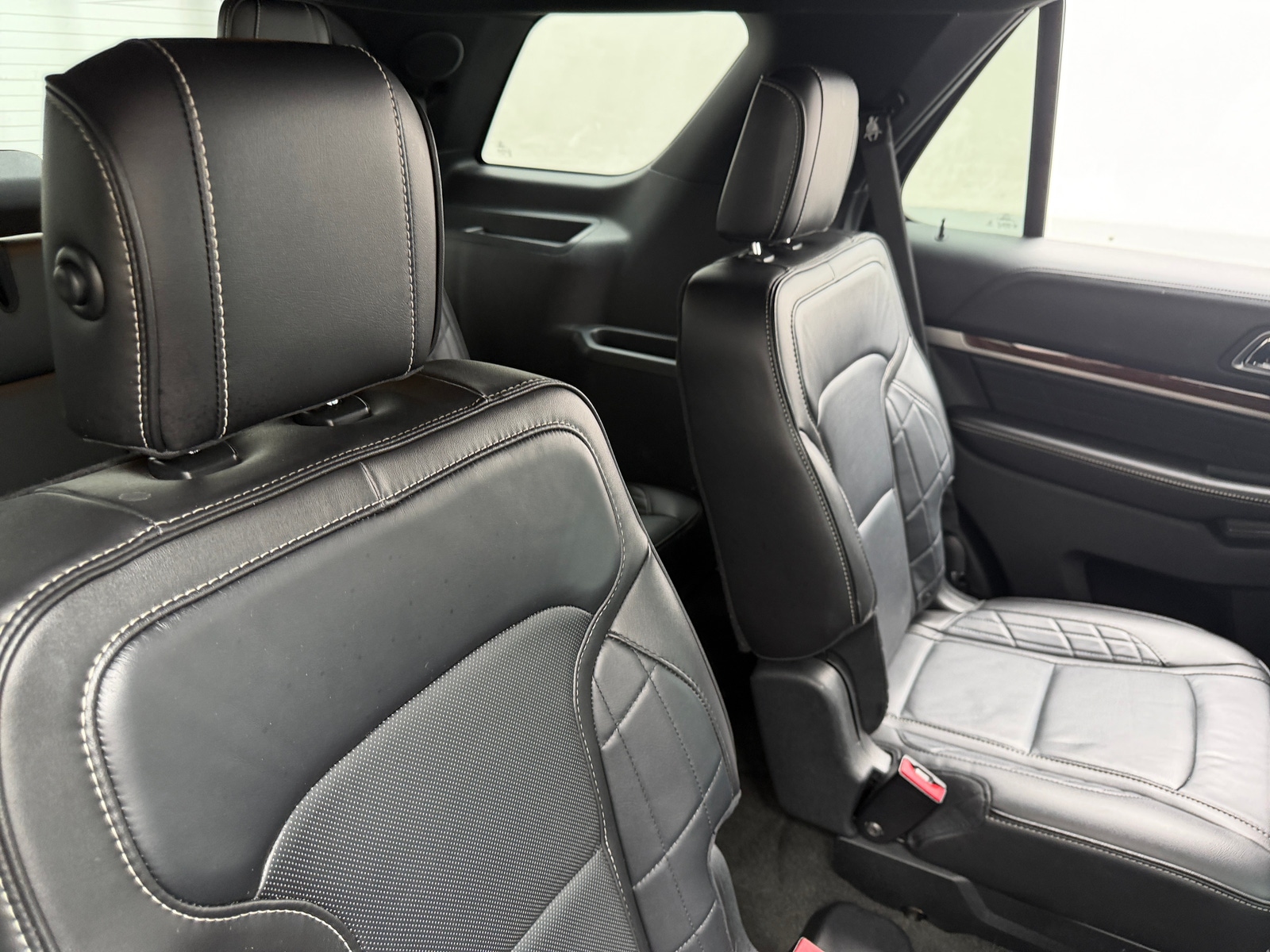 Thumbnail: 2018 Ford Explorer - 5