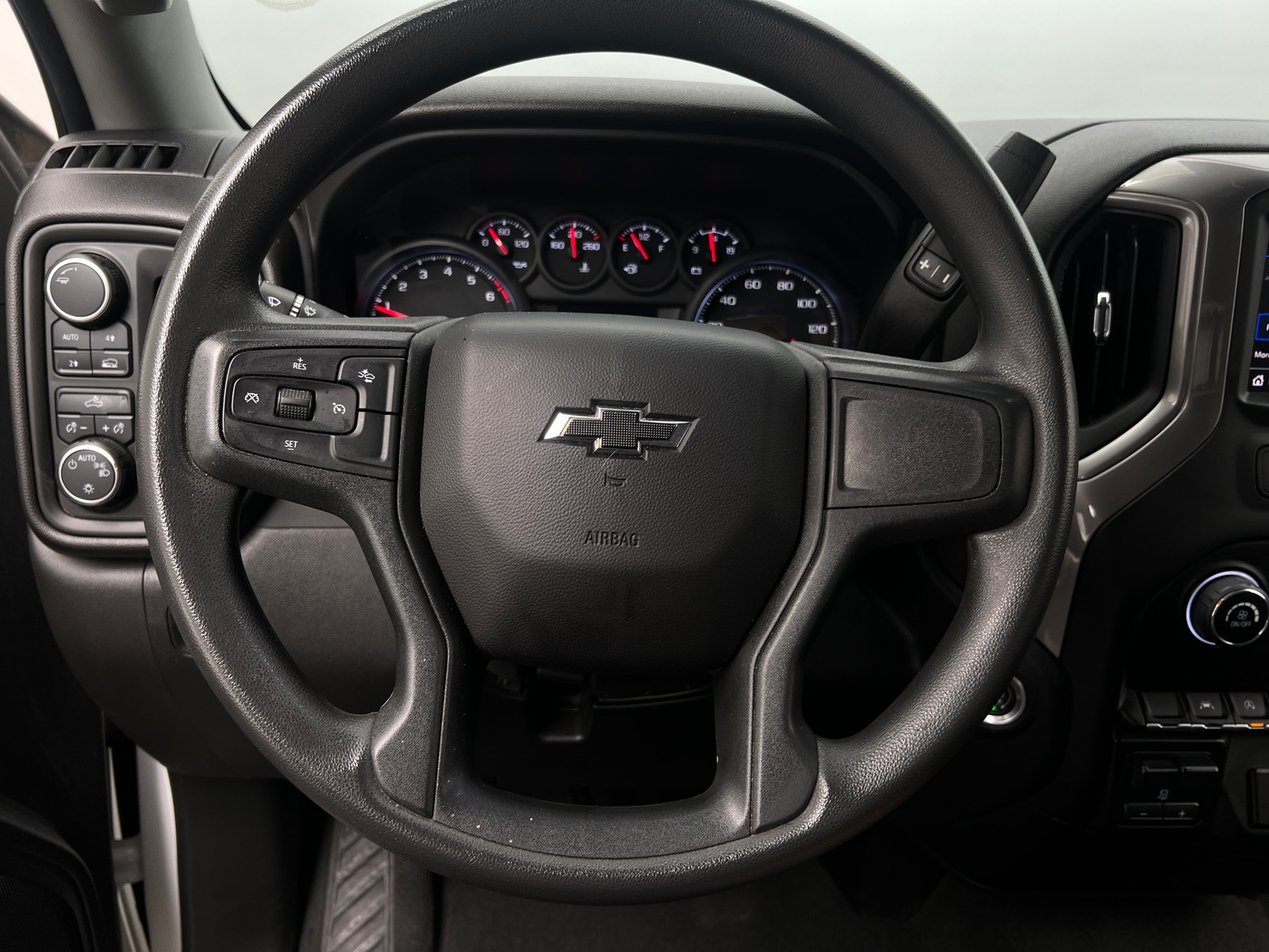Thumbnail: 2023 Chevrolet Silverado 1500 - 5