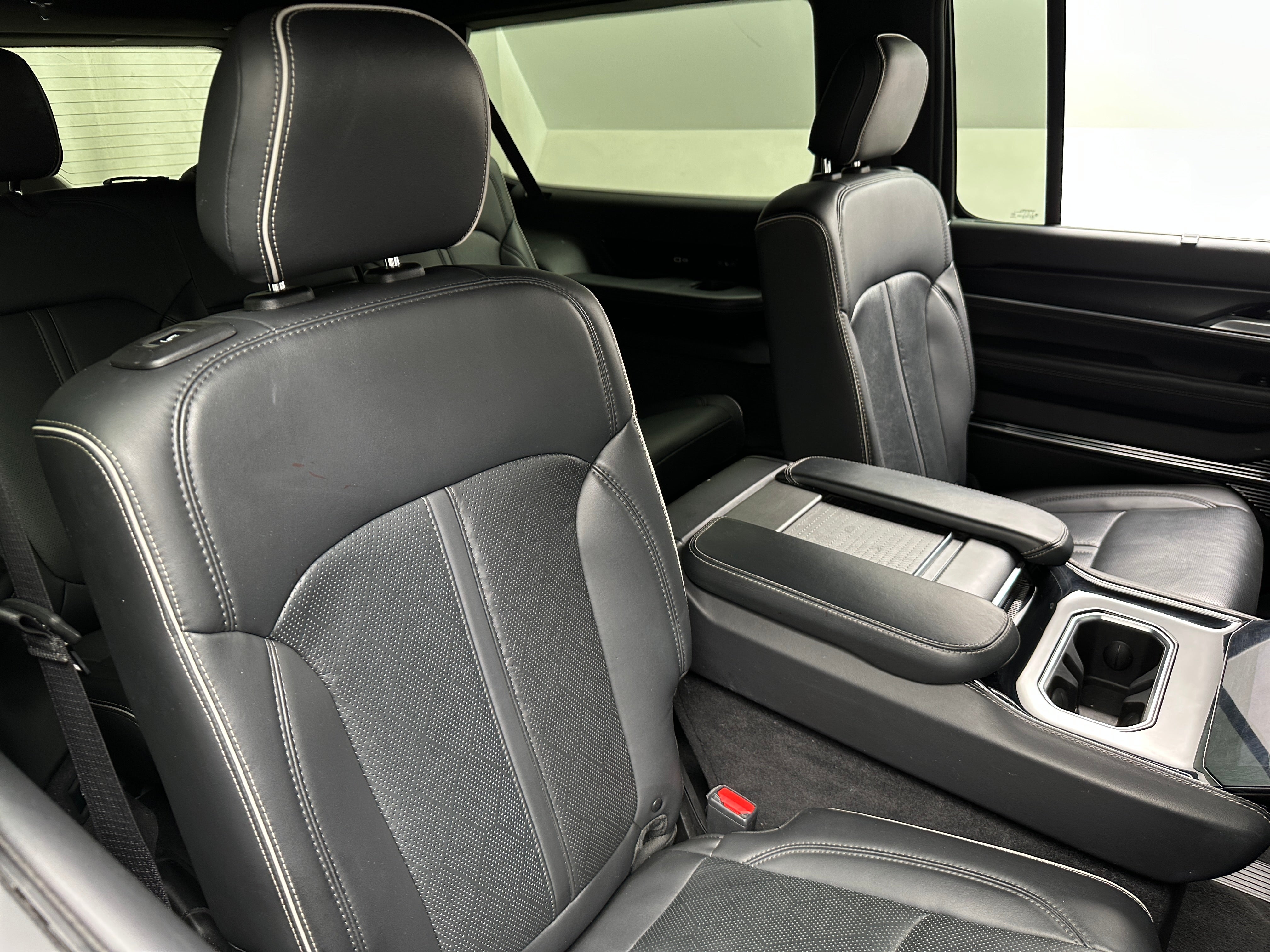2024 Jeep Grand Wagoneer L