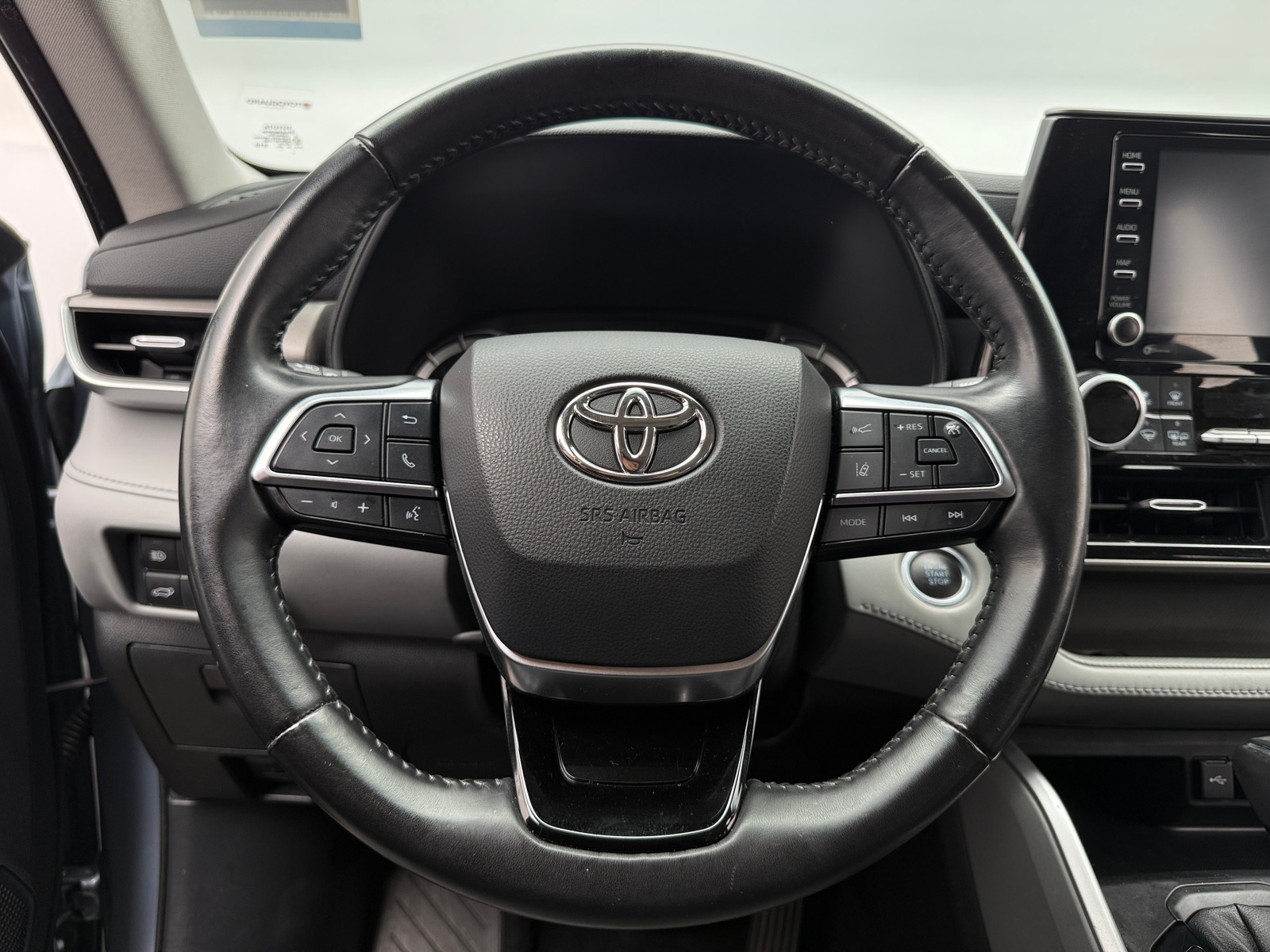 Thumbnail: 2021 Toyota Highlander - 5