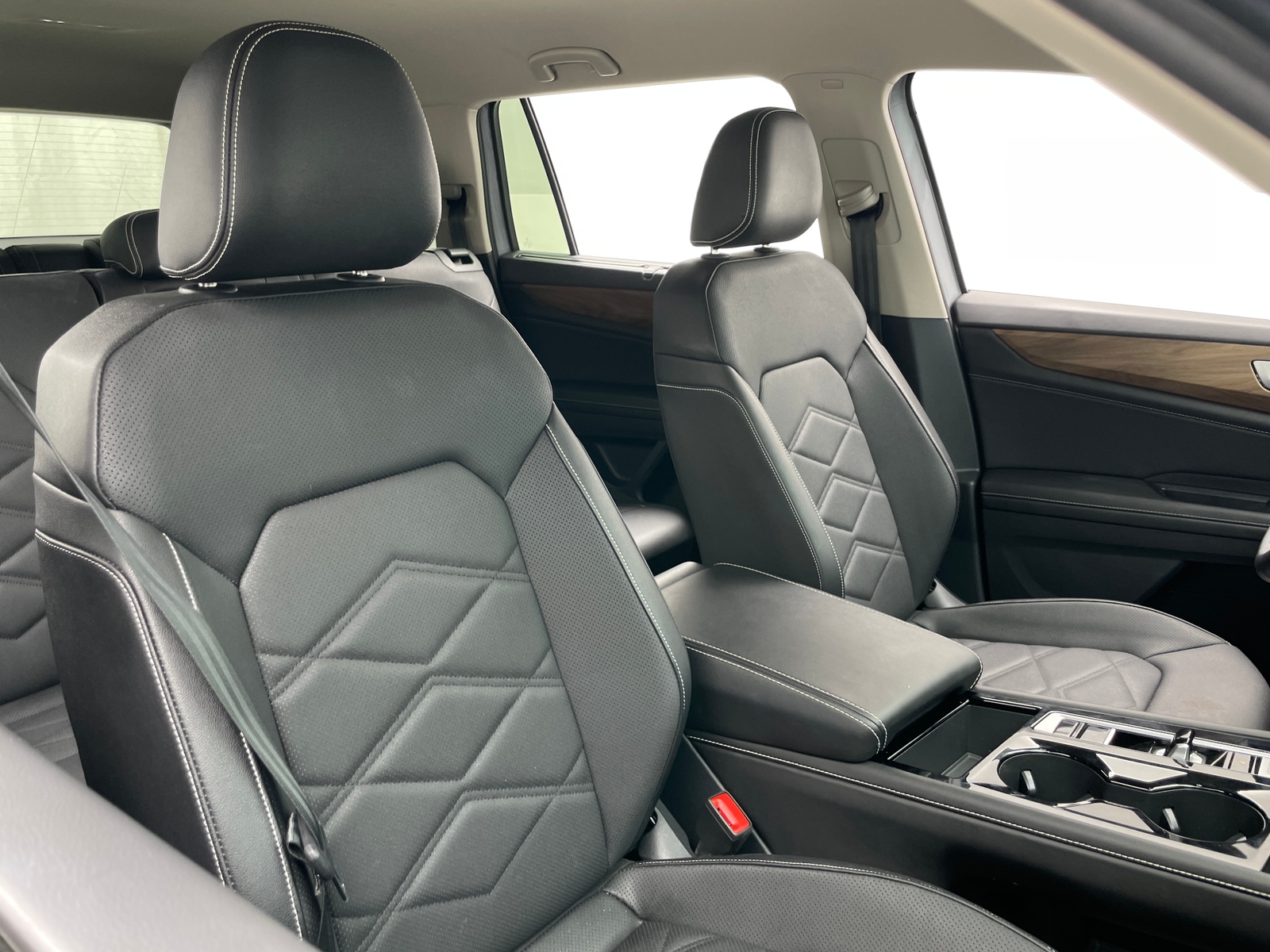 Thumbnail: 2026 Volkswagen Atlas - 2