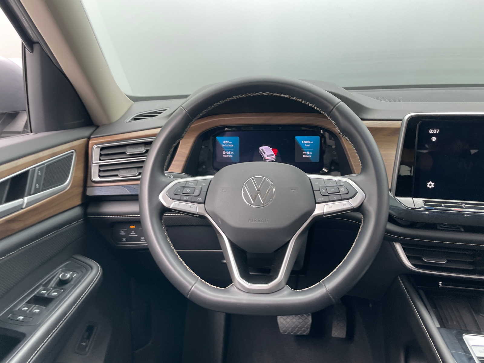 Thumbnail: 2026 Volkswagen Atlas - 5