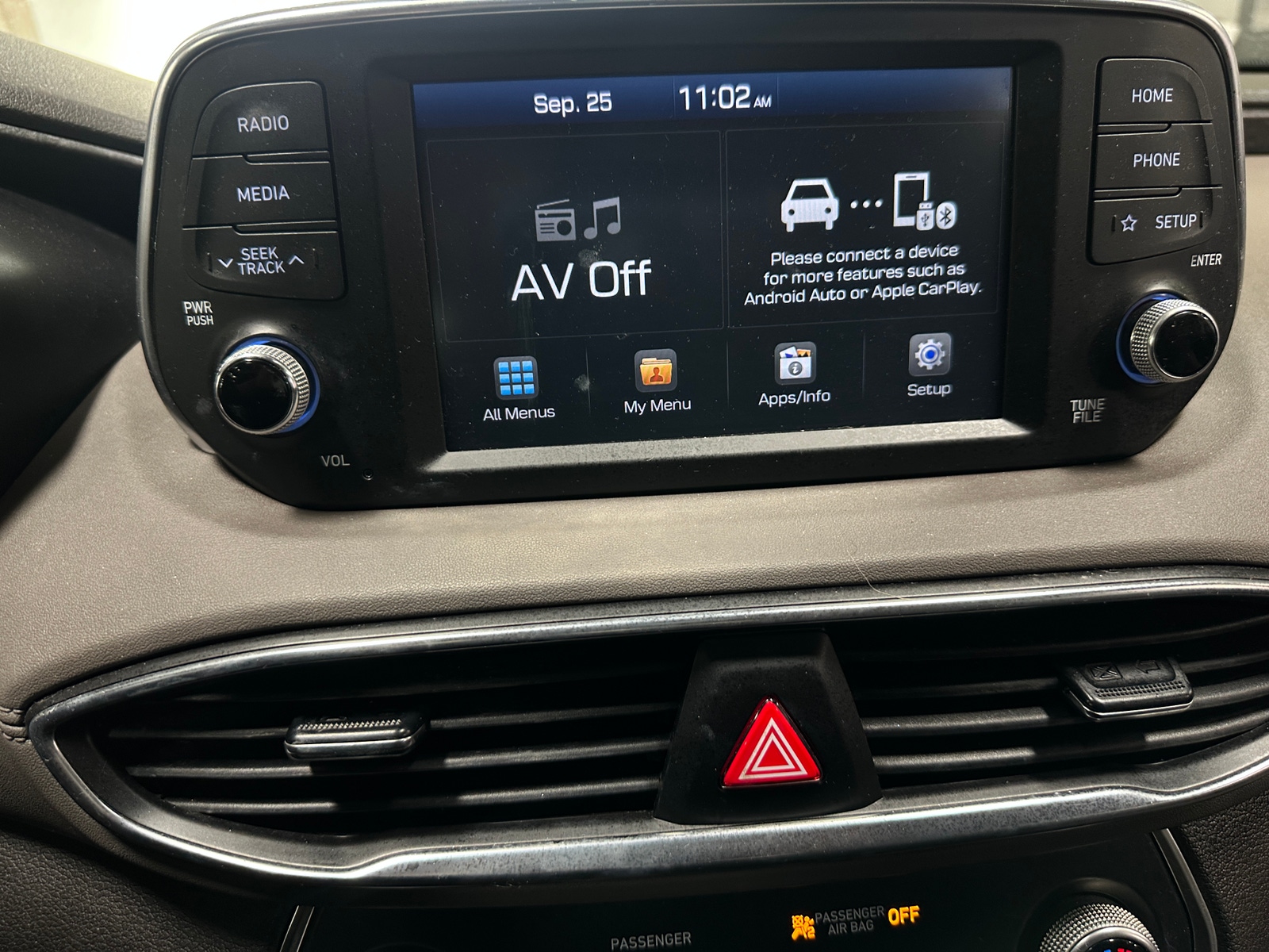 Thumbnail: 2019 Hyundai Santa Fe - 4
