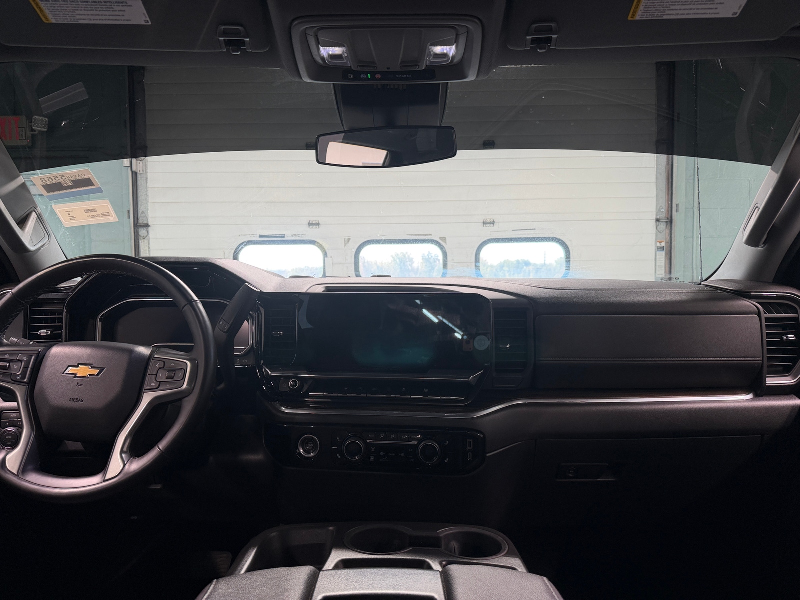 Thumbnail: 2023 Chevrolet Silverado 1500 - 3