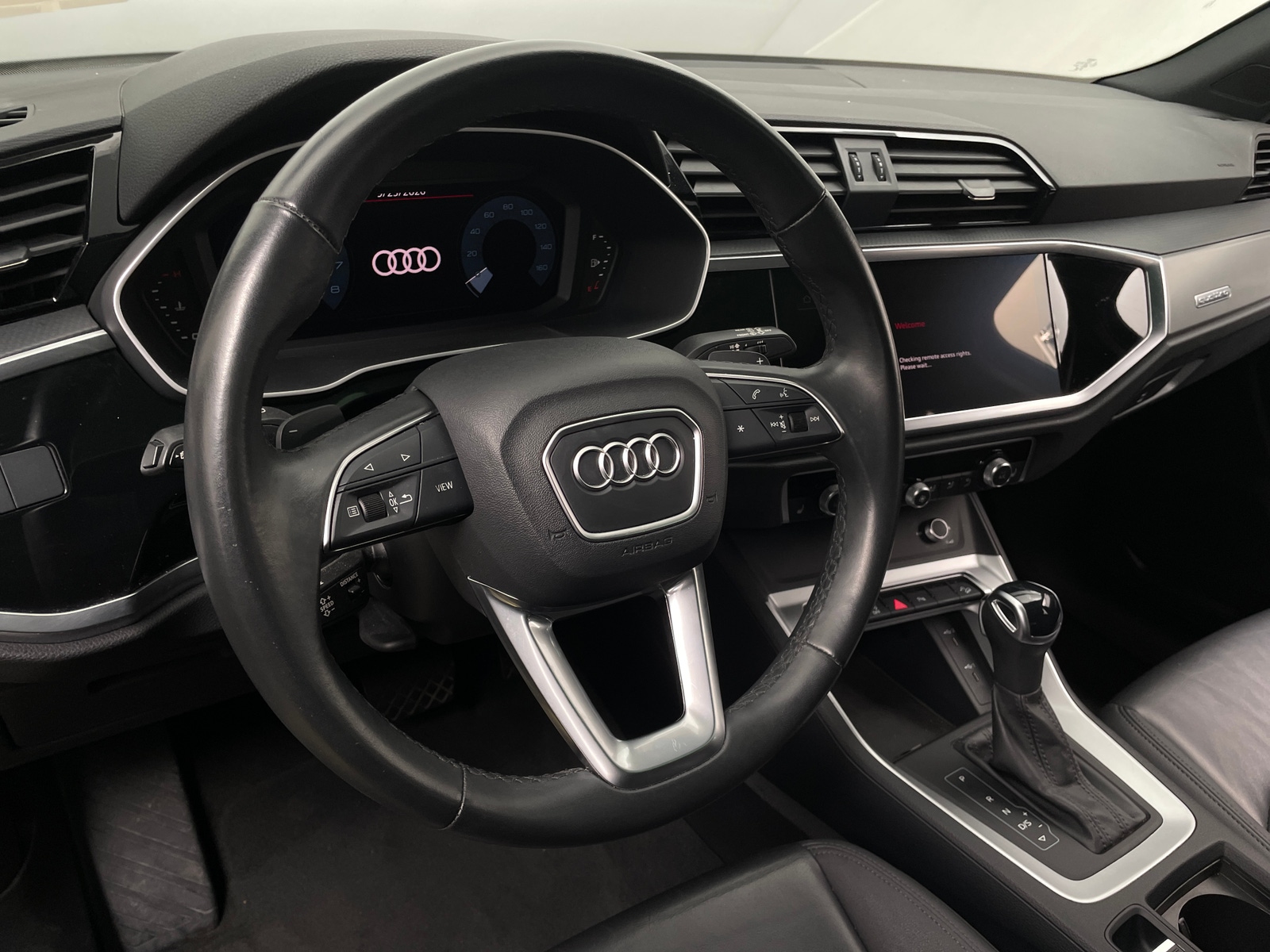 Thumbnail: 2025 Audi Q3 - 4