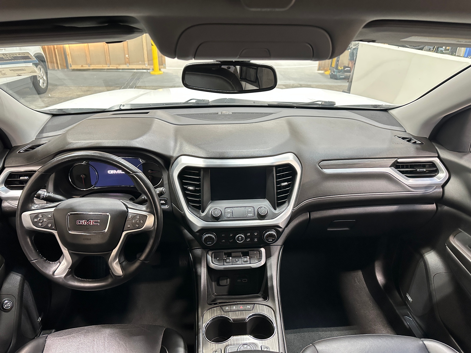 Thumbnail: 2022 GMC Acadia - 2