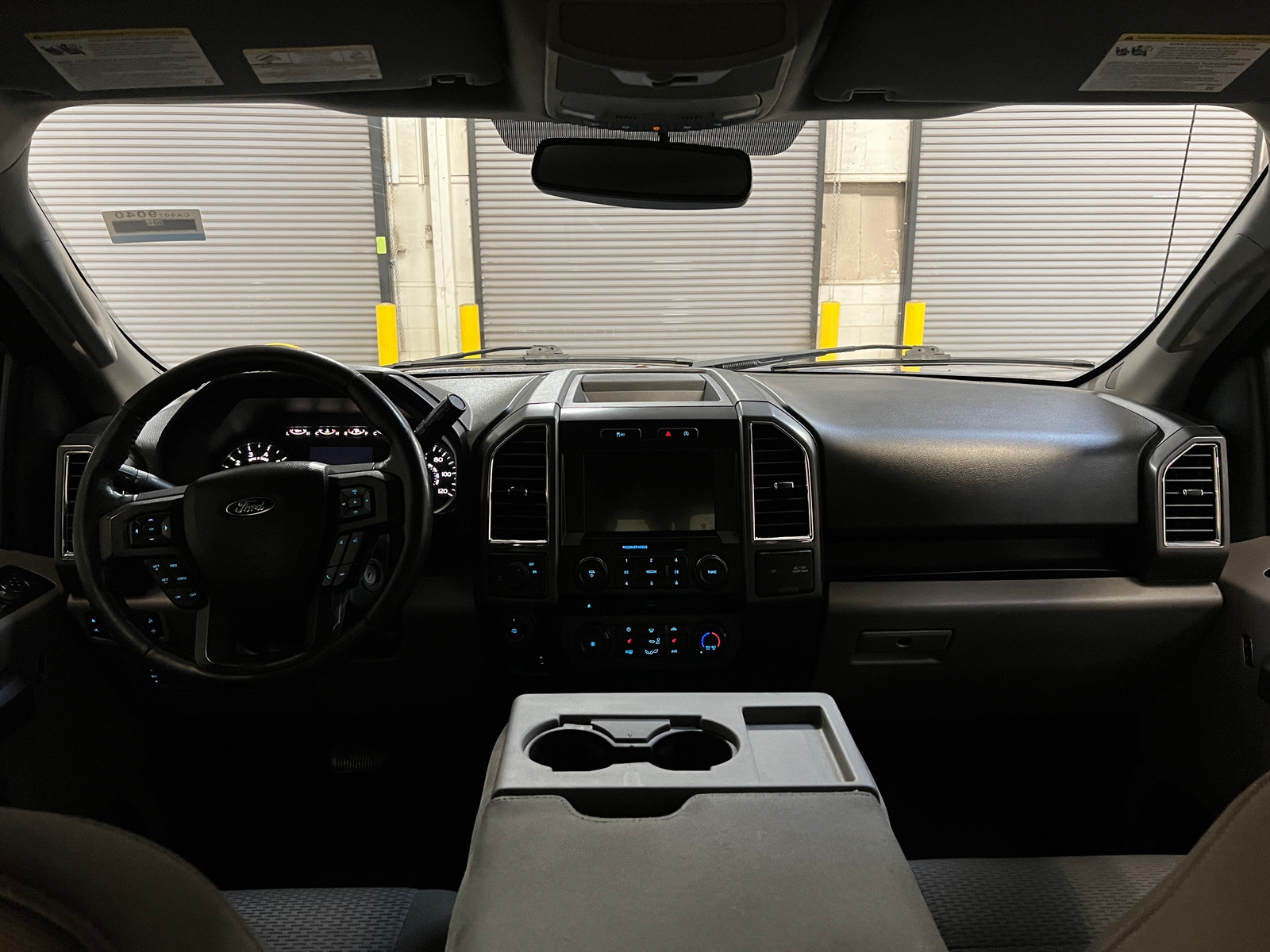 Thumbnail: 2017 Ford Econoline - 3