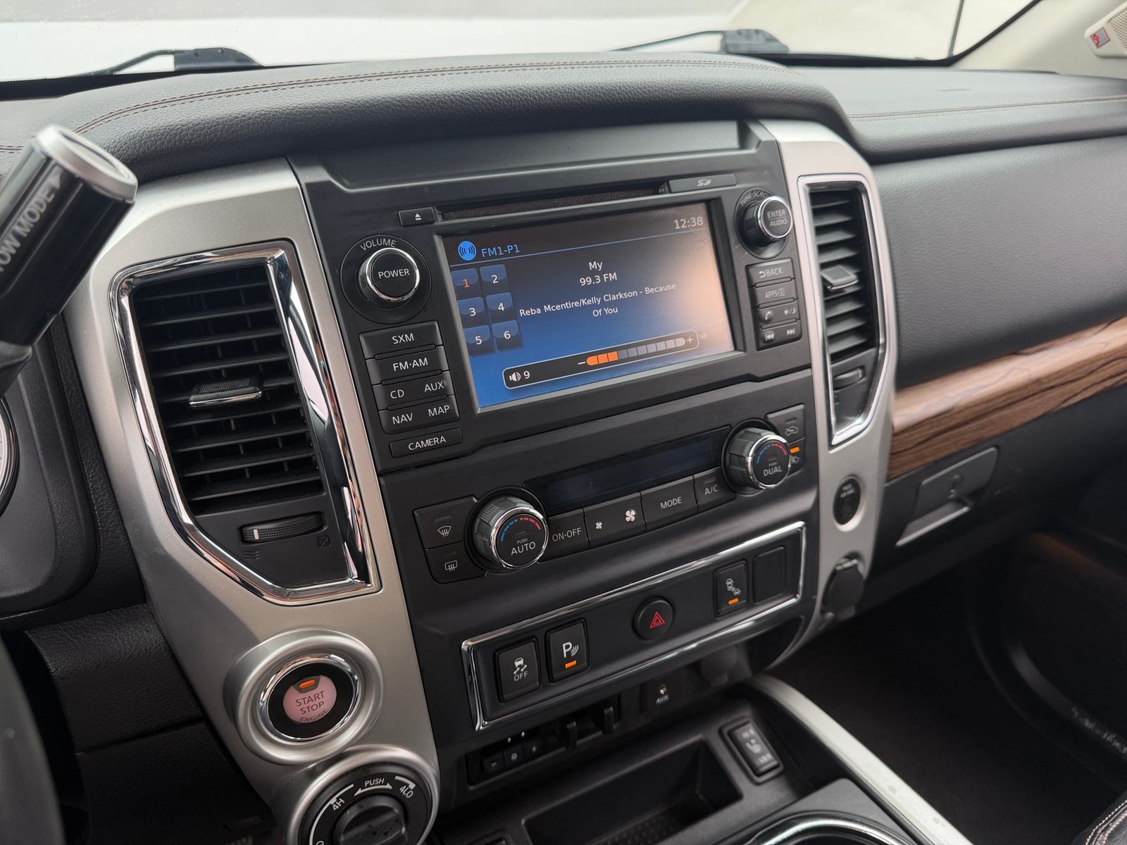 Thumbnail: 2017 Nissan Titan - 3