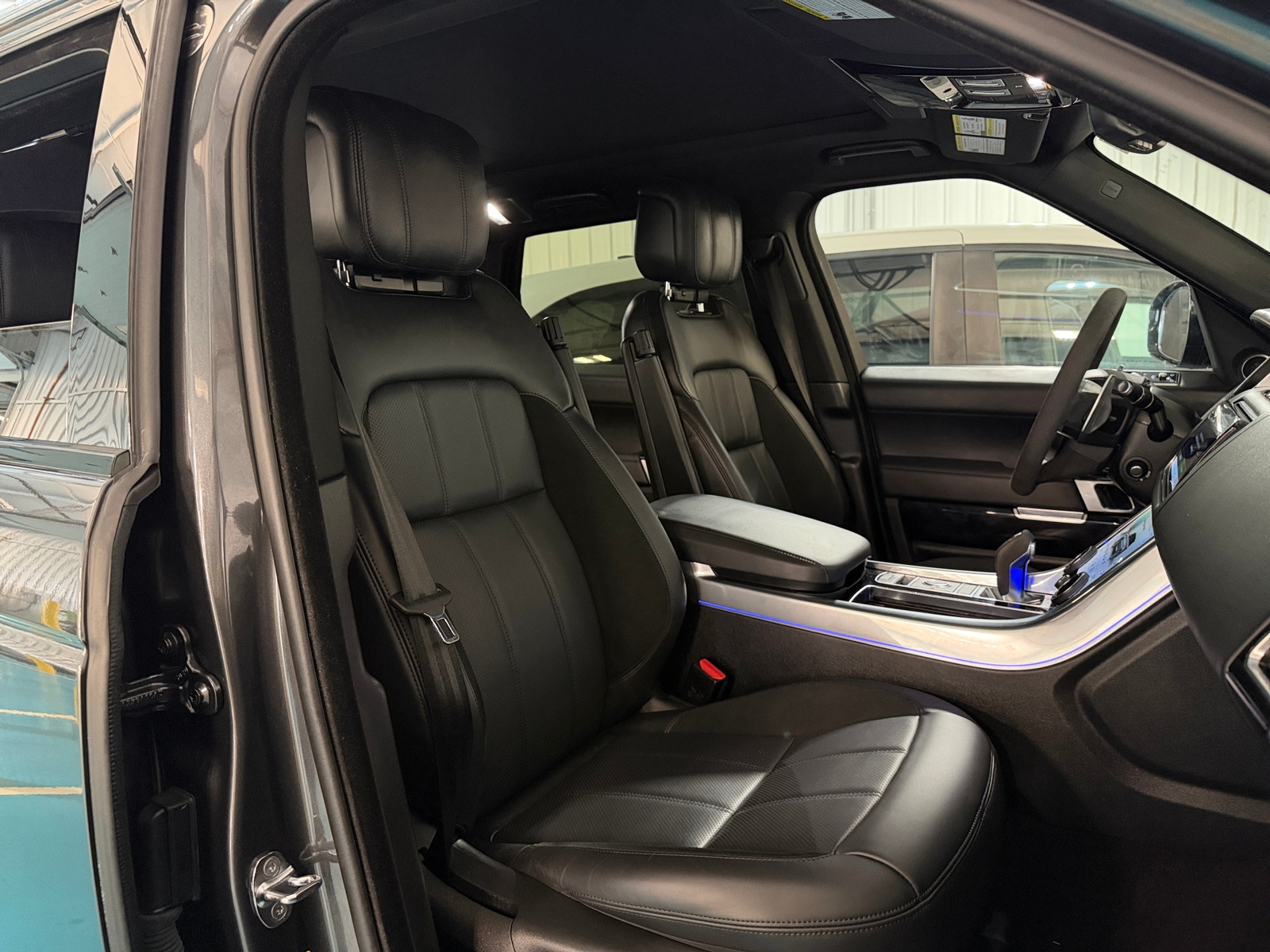 Thumbnail: 2022 Land Rover Range Rover Sport - 2