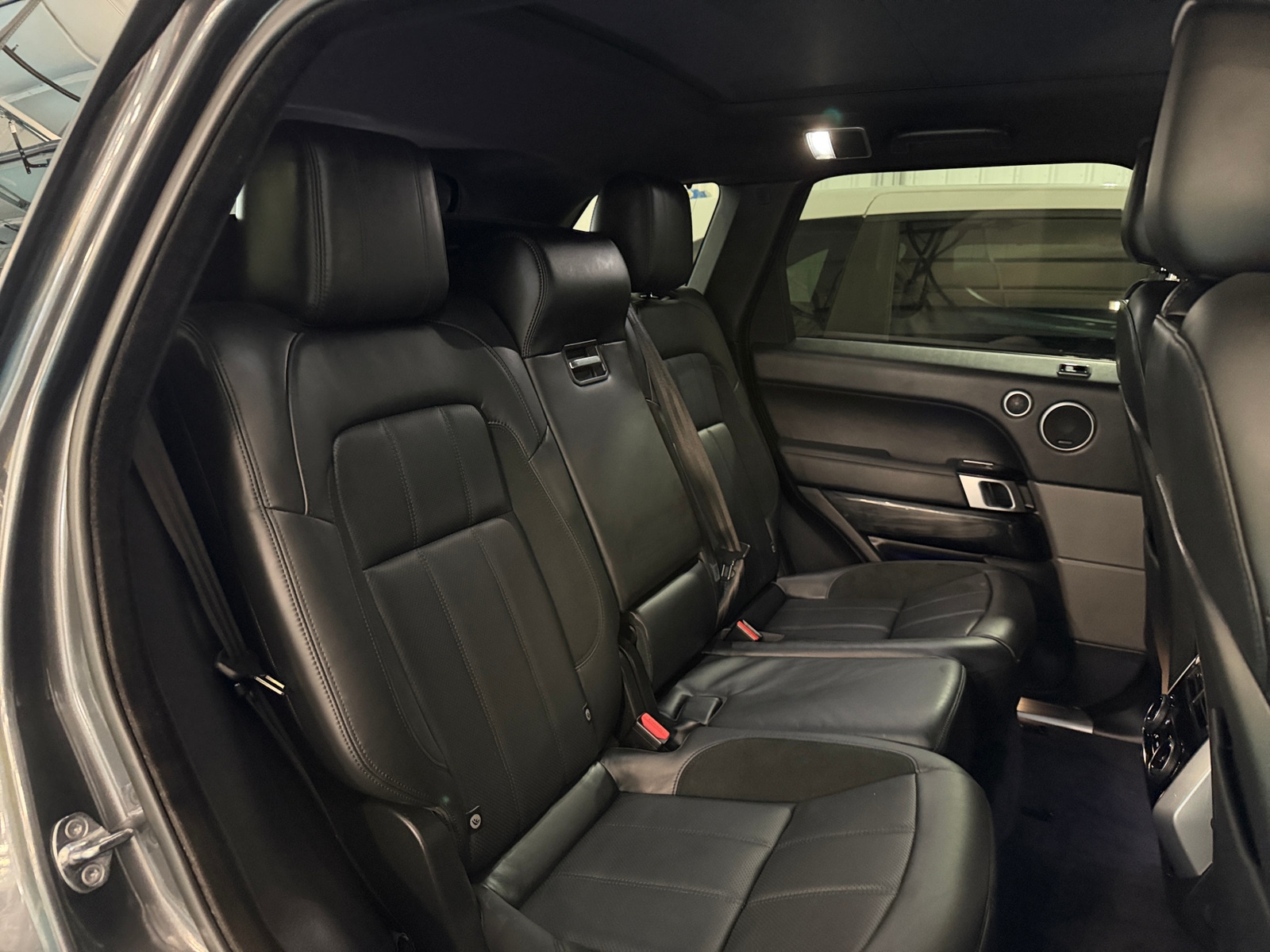 Thumbnail: 2022 Land Rover Range Rover Sport - 6