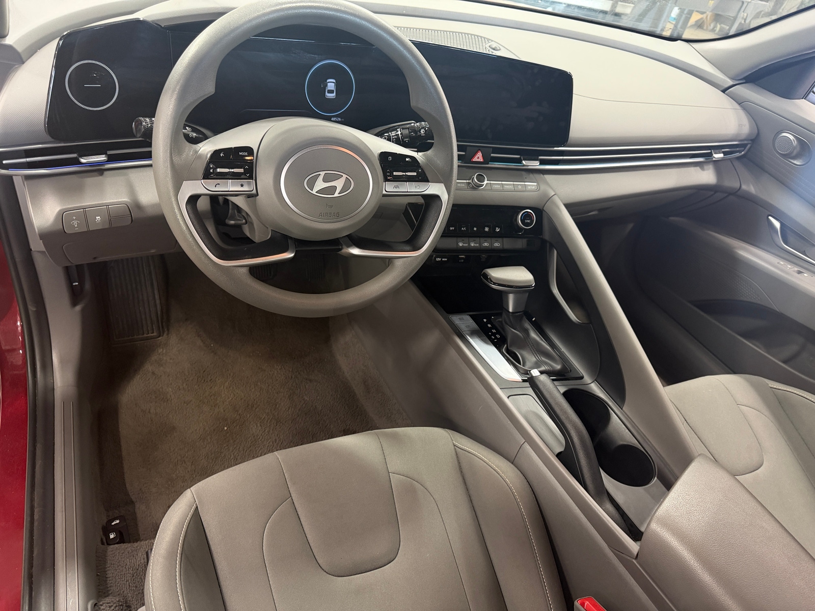 Thumbnail: 2024 Hyundai Elantra - 3