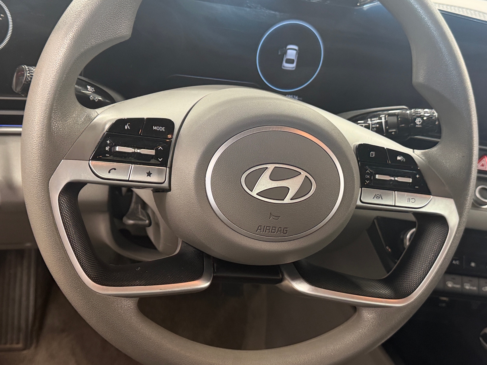 Thumbnail: 2024 Hyundai Elantra - 5