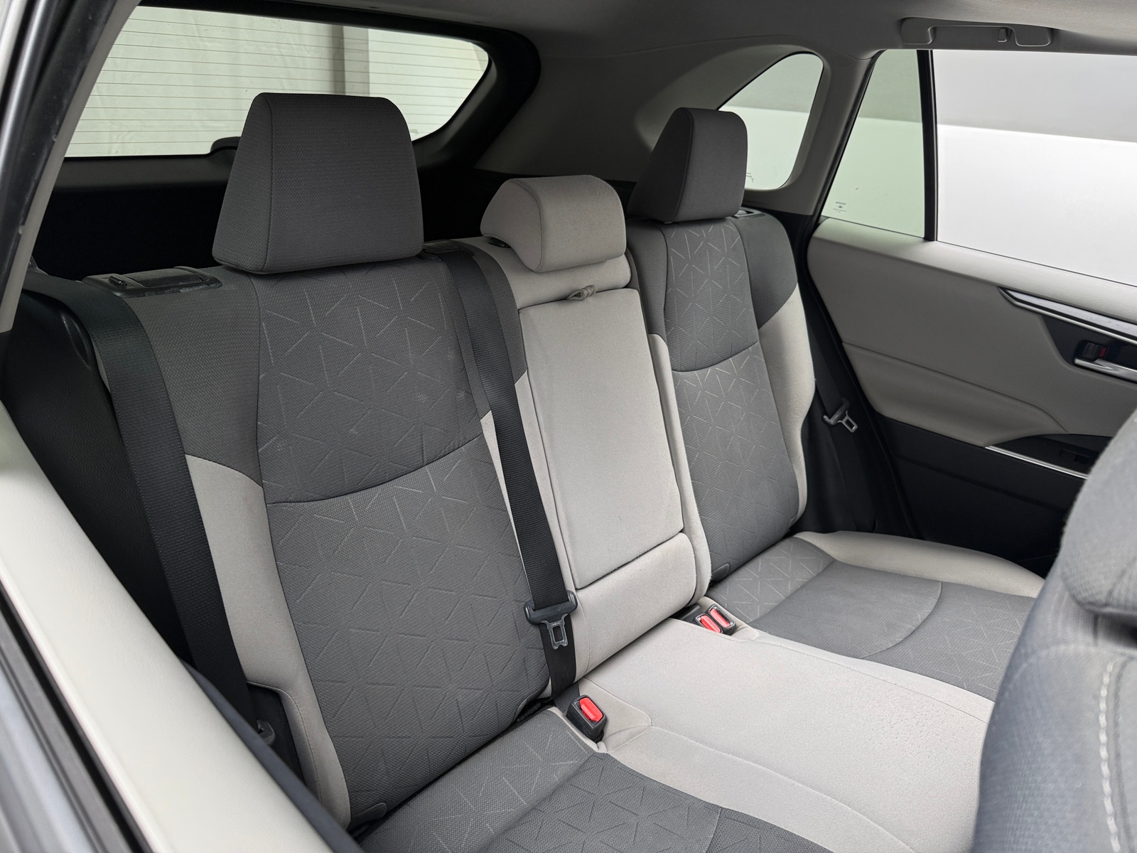 Thumbnail: 2019 Toyota RAV4 - 6