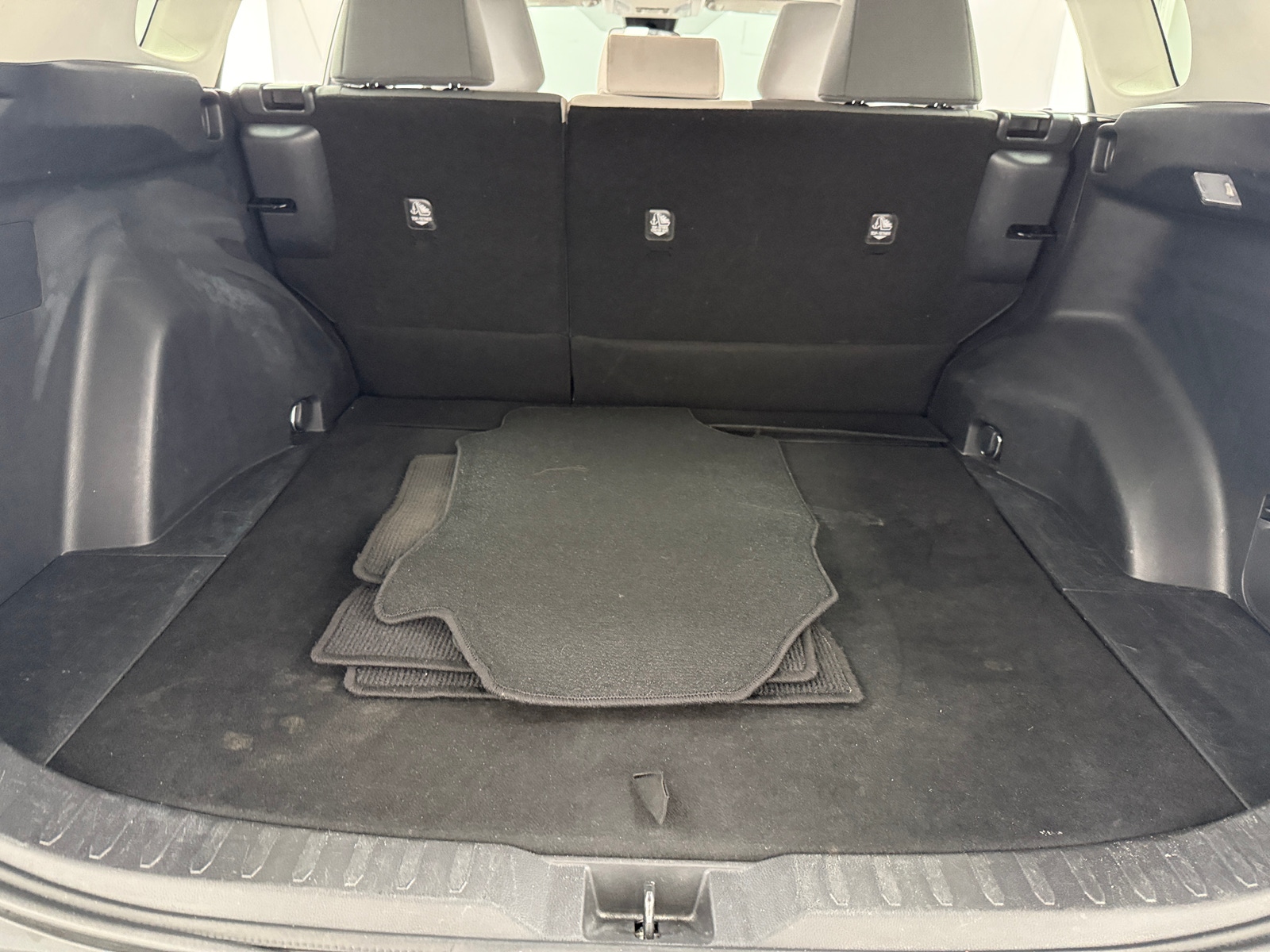 Thumbnail: 2019 Toyota RAV4 - 7