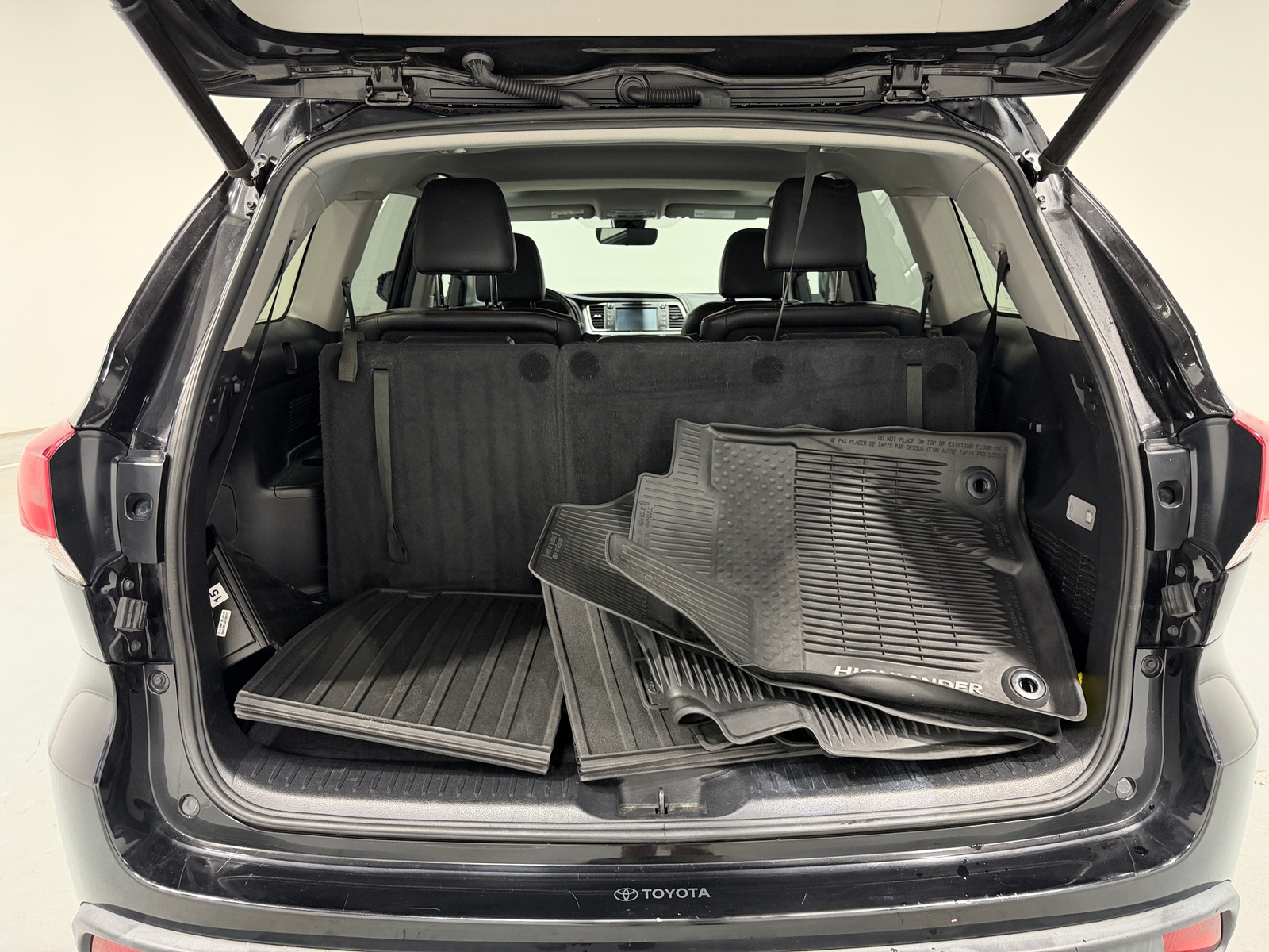 Thumbnail: 2019 Toyota Highlander - 6