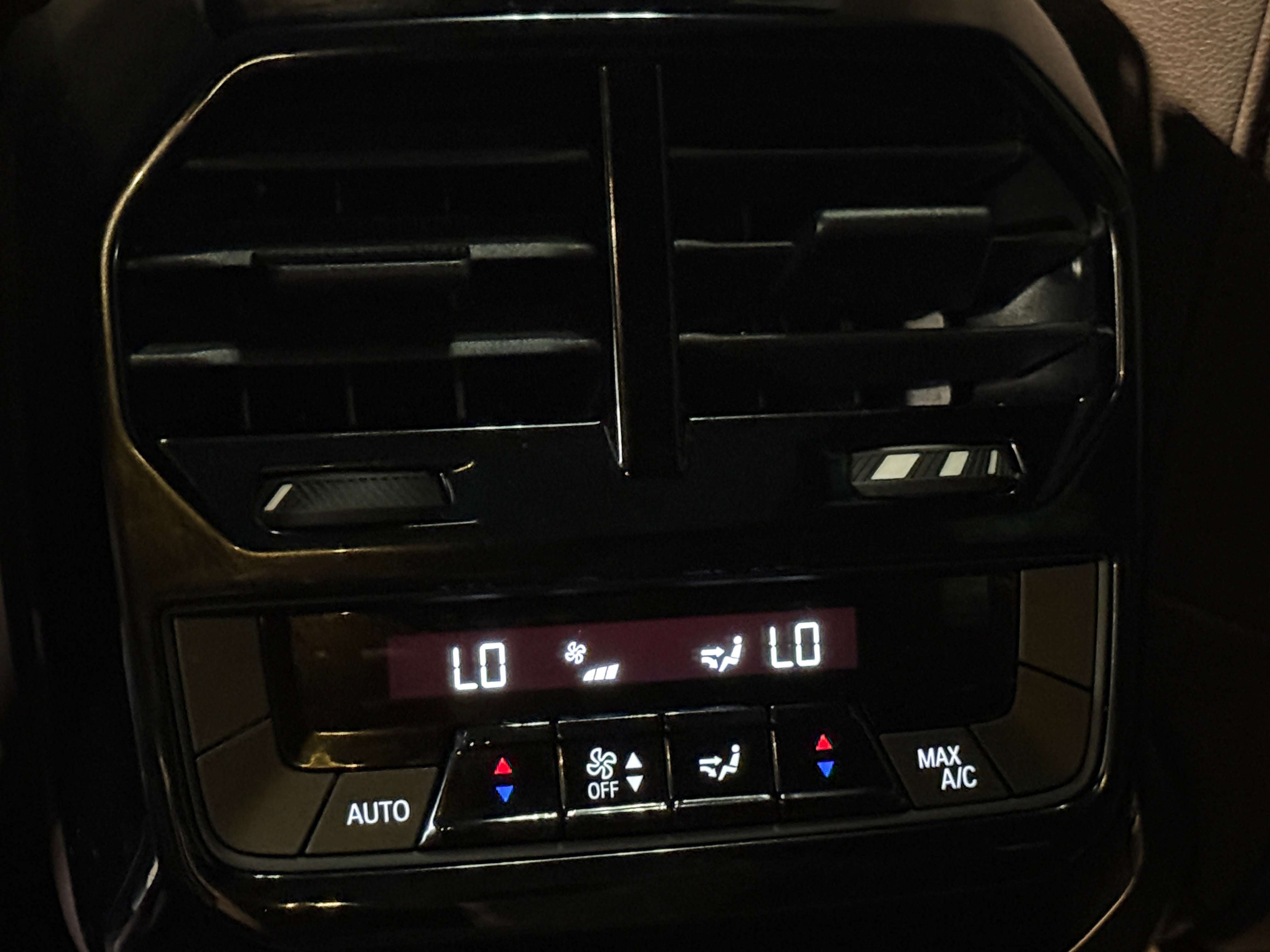 Used 2025 BMW iX 50 with VIN WB523CF06SCU32467 for sale in Auburn, WA