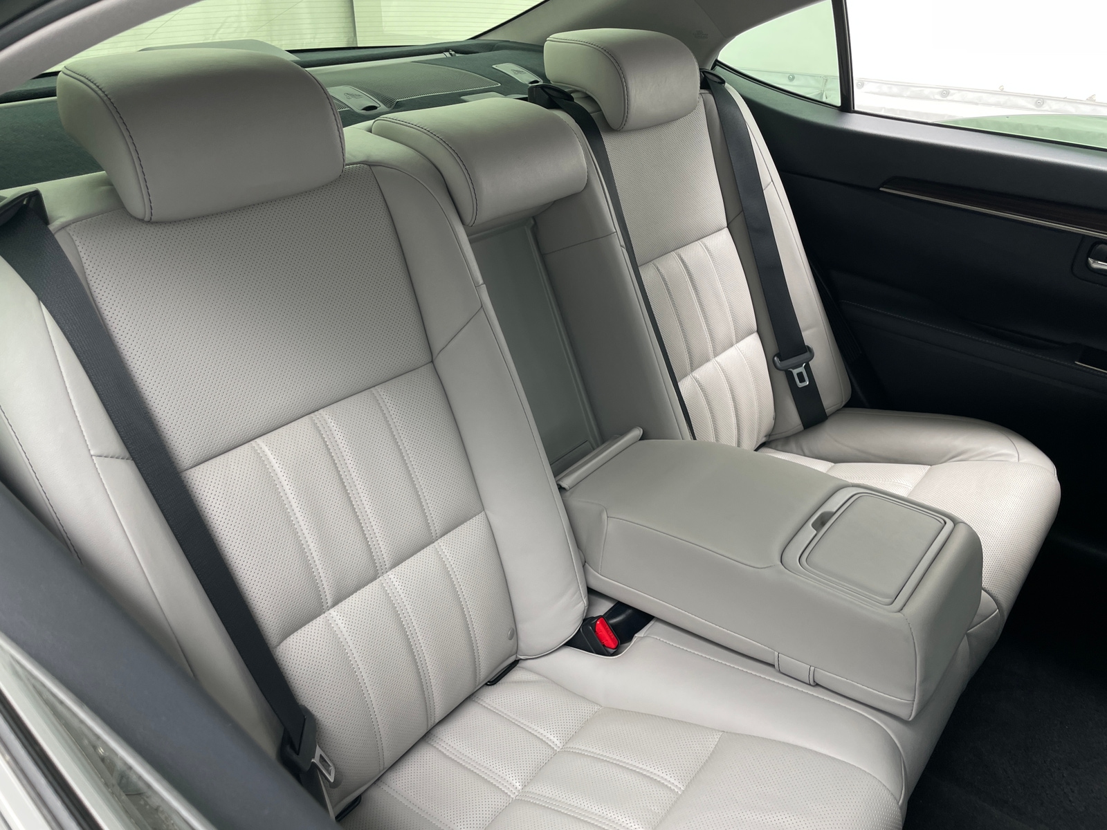 Thumbnail: 2017 Lexus ES - 6