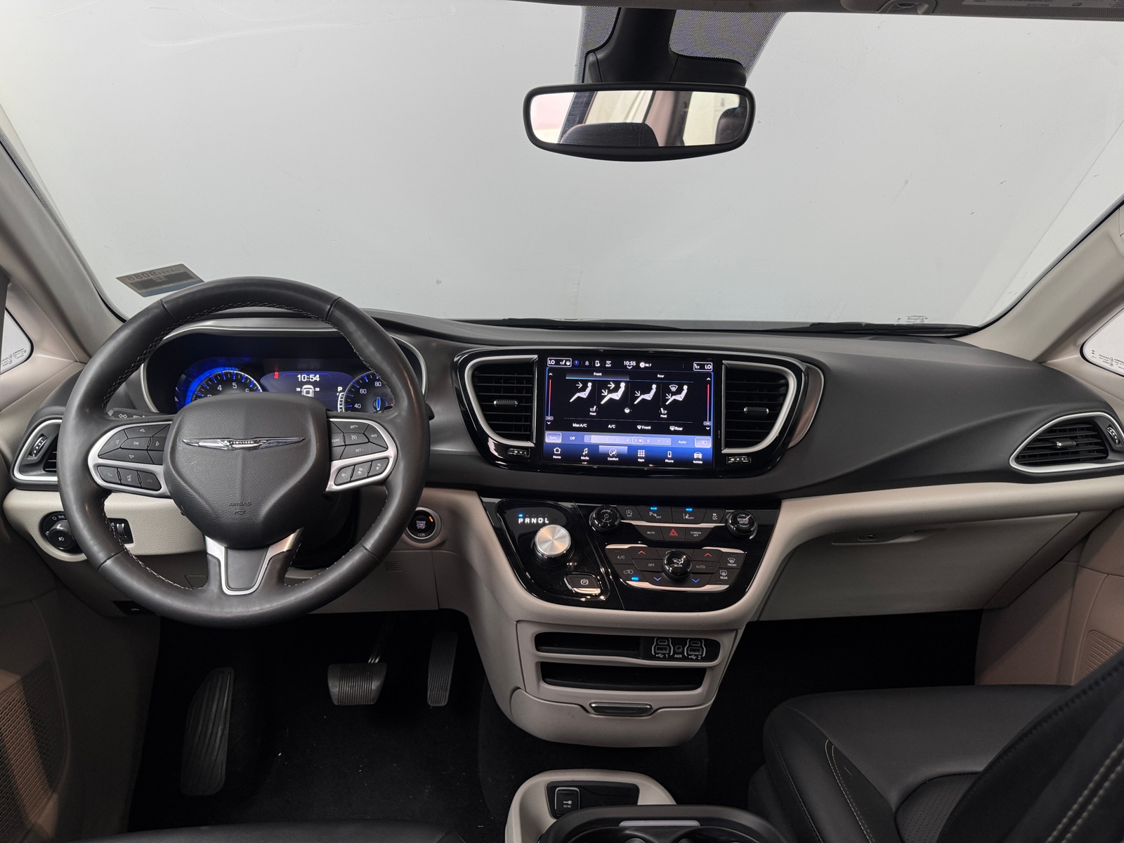 Thumbnail: 2024 Chrysler Pacifica - 2