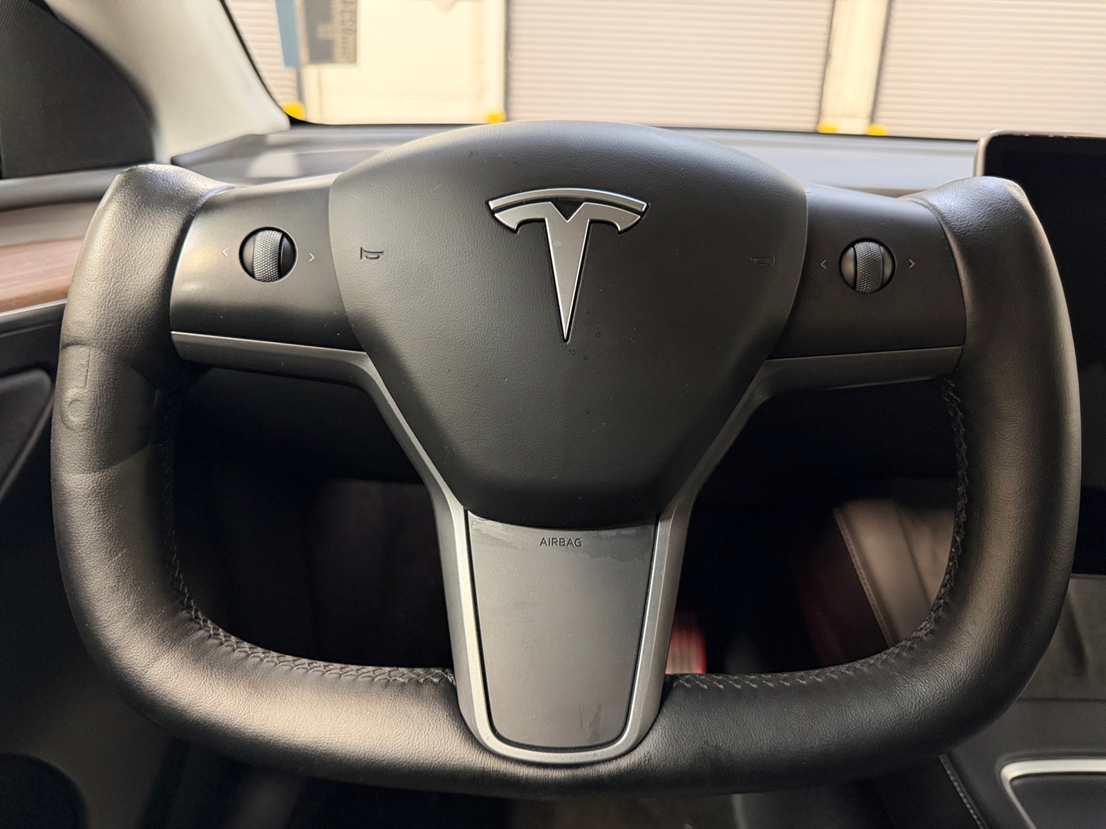 Thumbnail: 2025 Tesla Model Y - 4