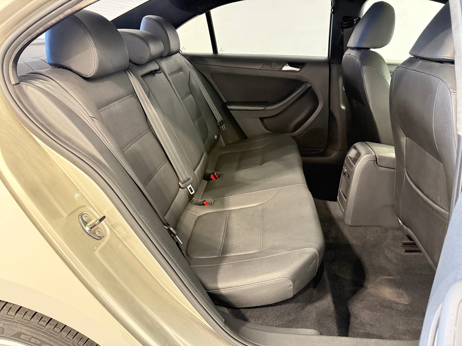 Thumbnail: 2012 Volkswagen Jetta - 6