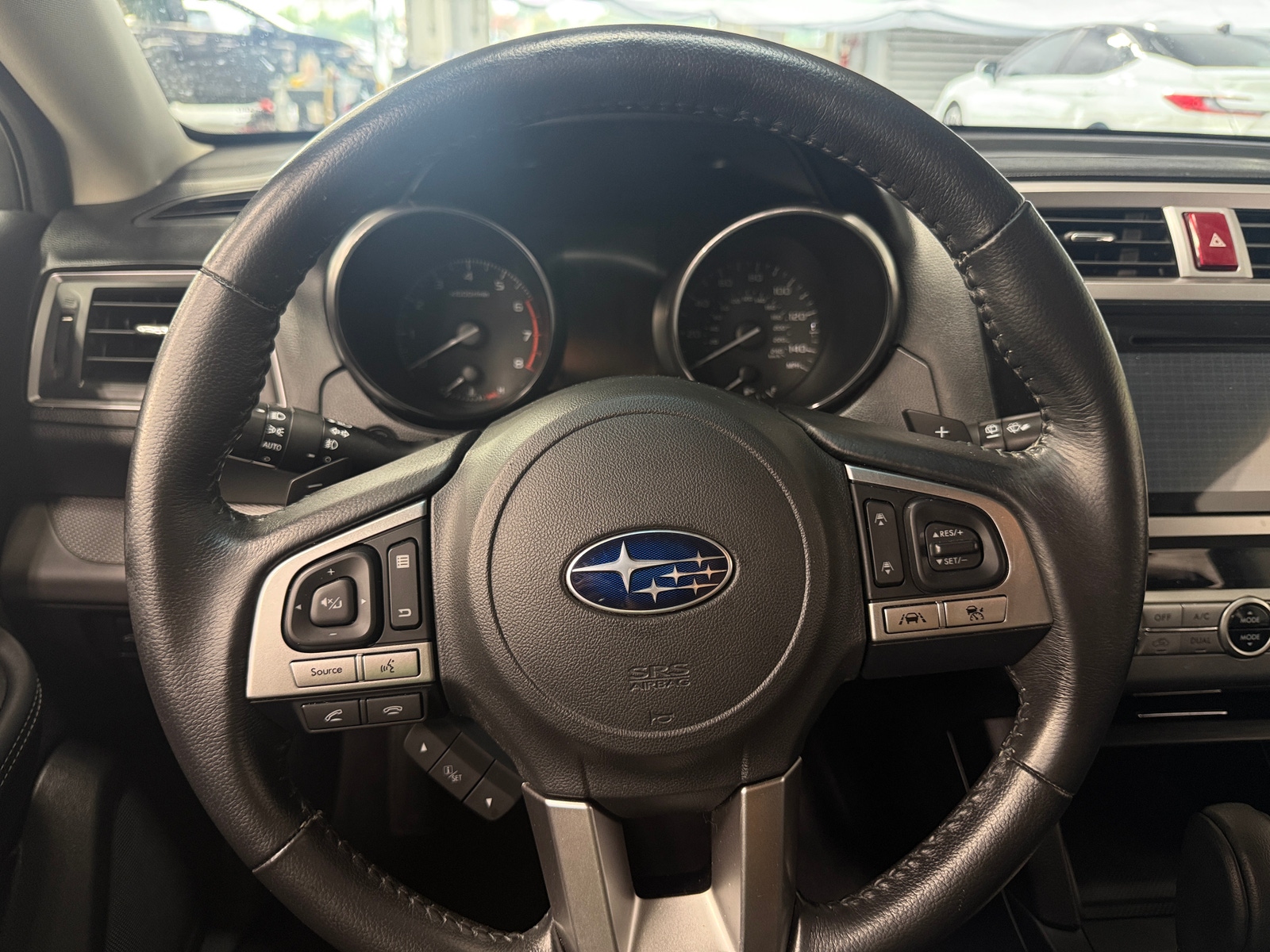 Thumbnail: 2017 Subaru Outback - 5