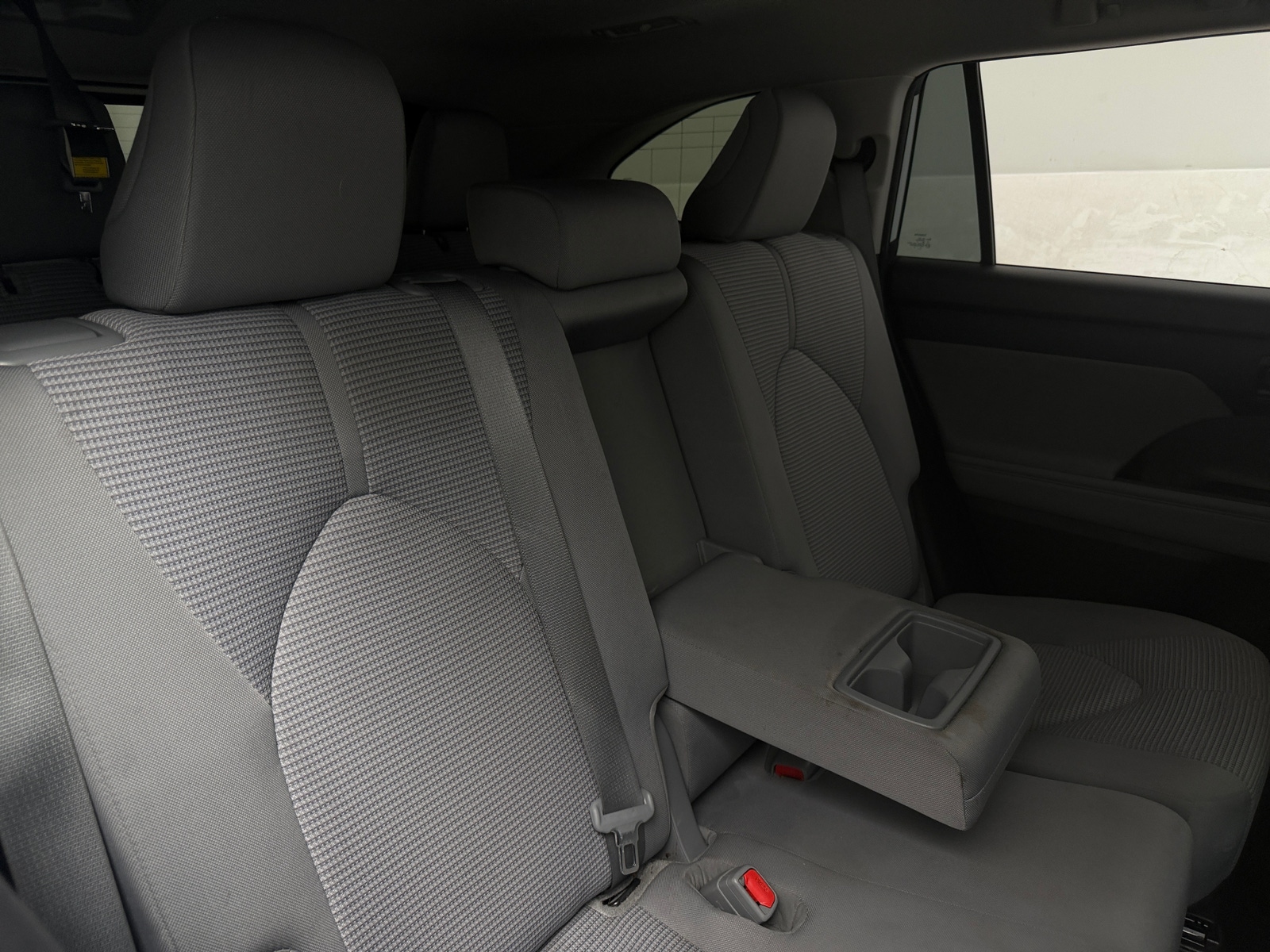Thumbnail: 2023 Toyota Highlander - 6