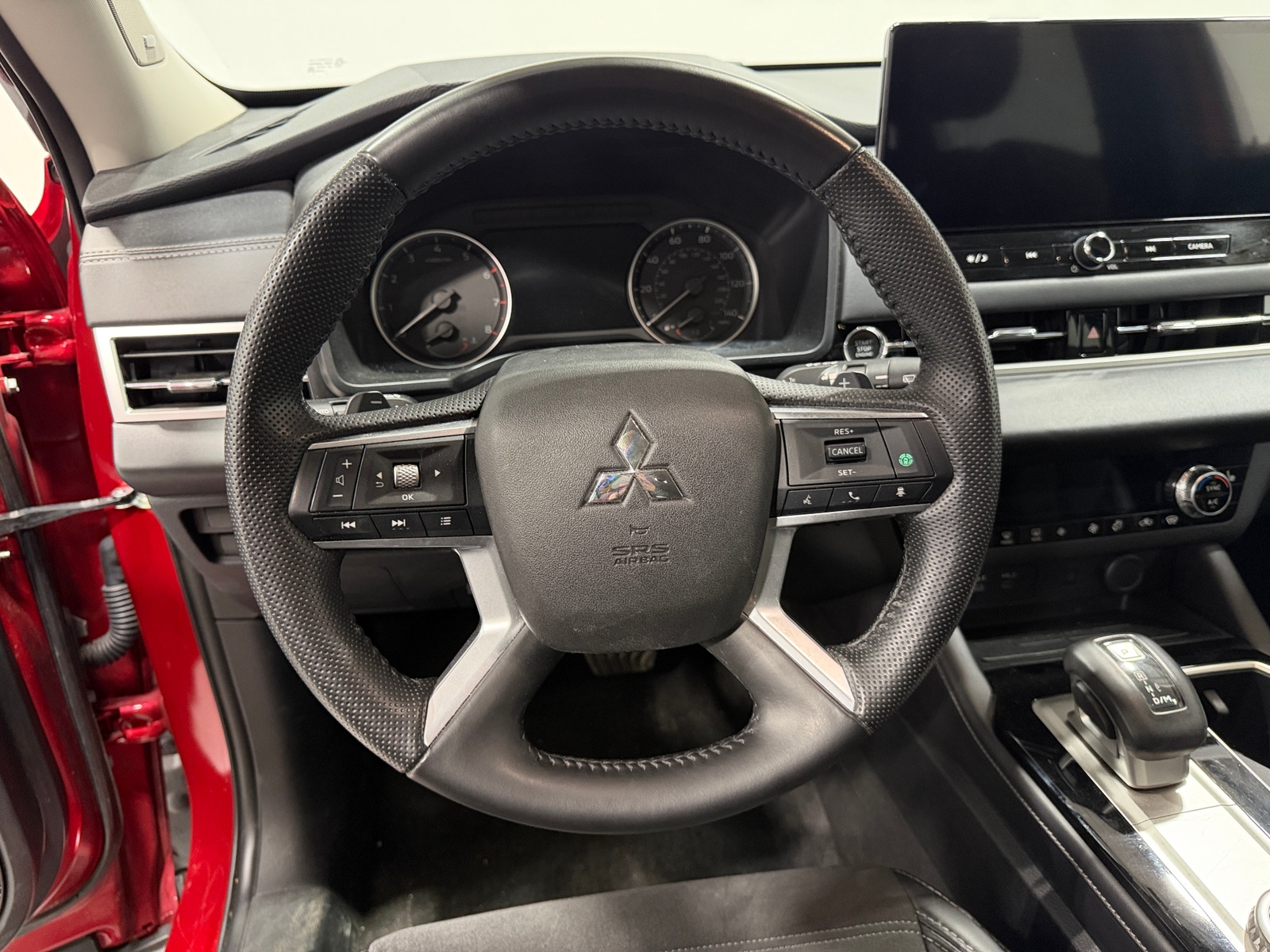Thumbnail: 2025 Mitsubishi Outlander - 5