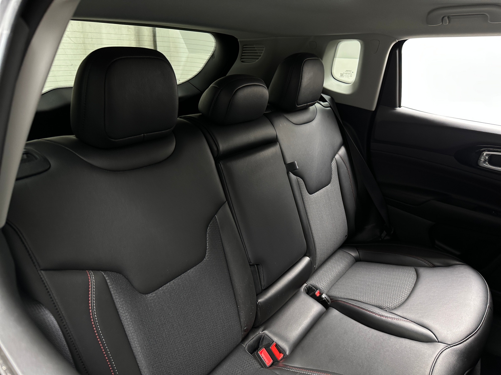 Thumbnail: 2022 Jeep Compass - 6