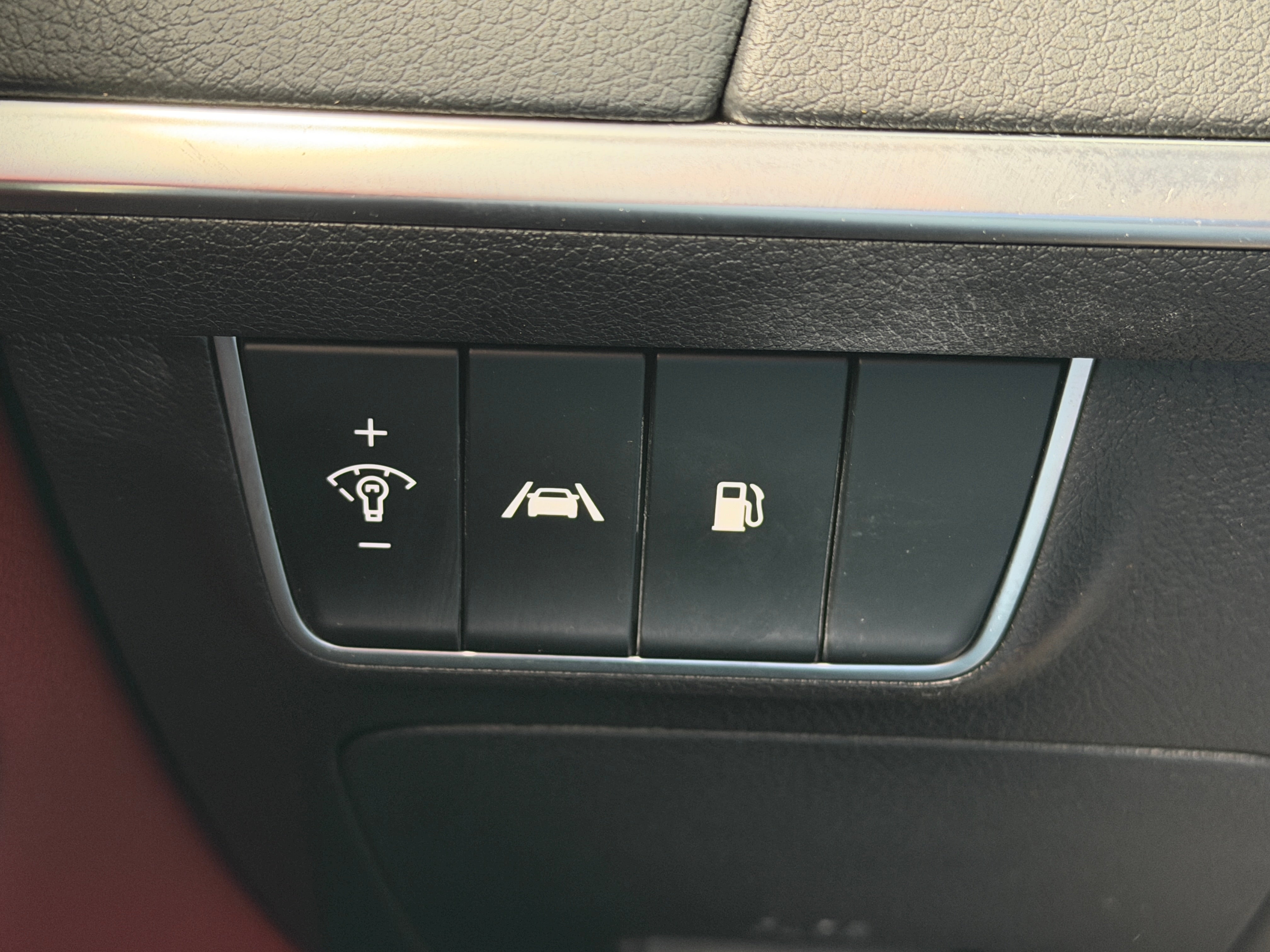 2023 Kia Stinger GT-Line - Photo 11