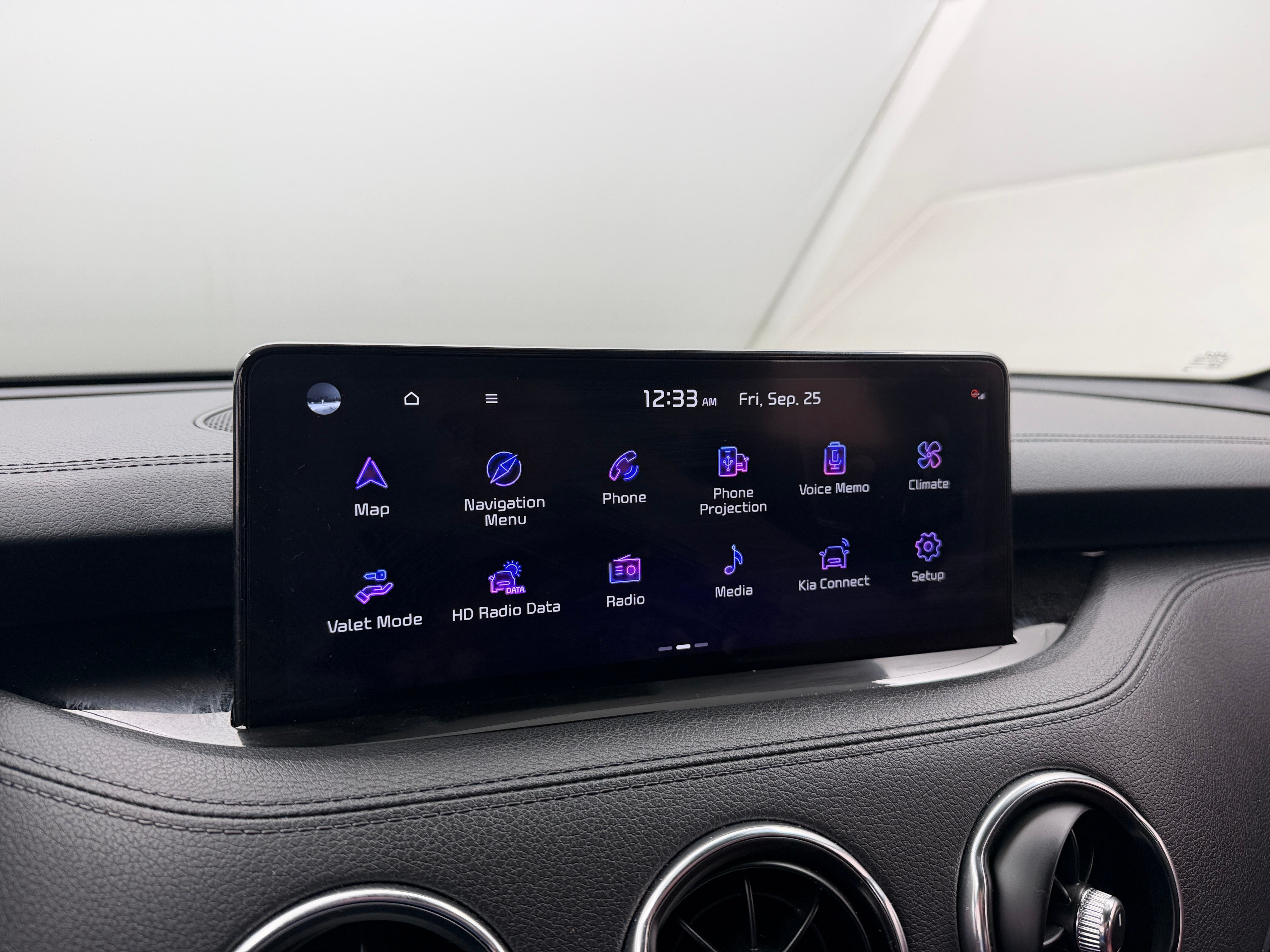 2023 Kia Stinger GT-Line - Photo 17
