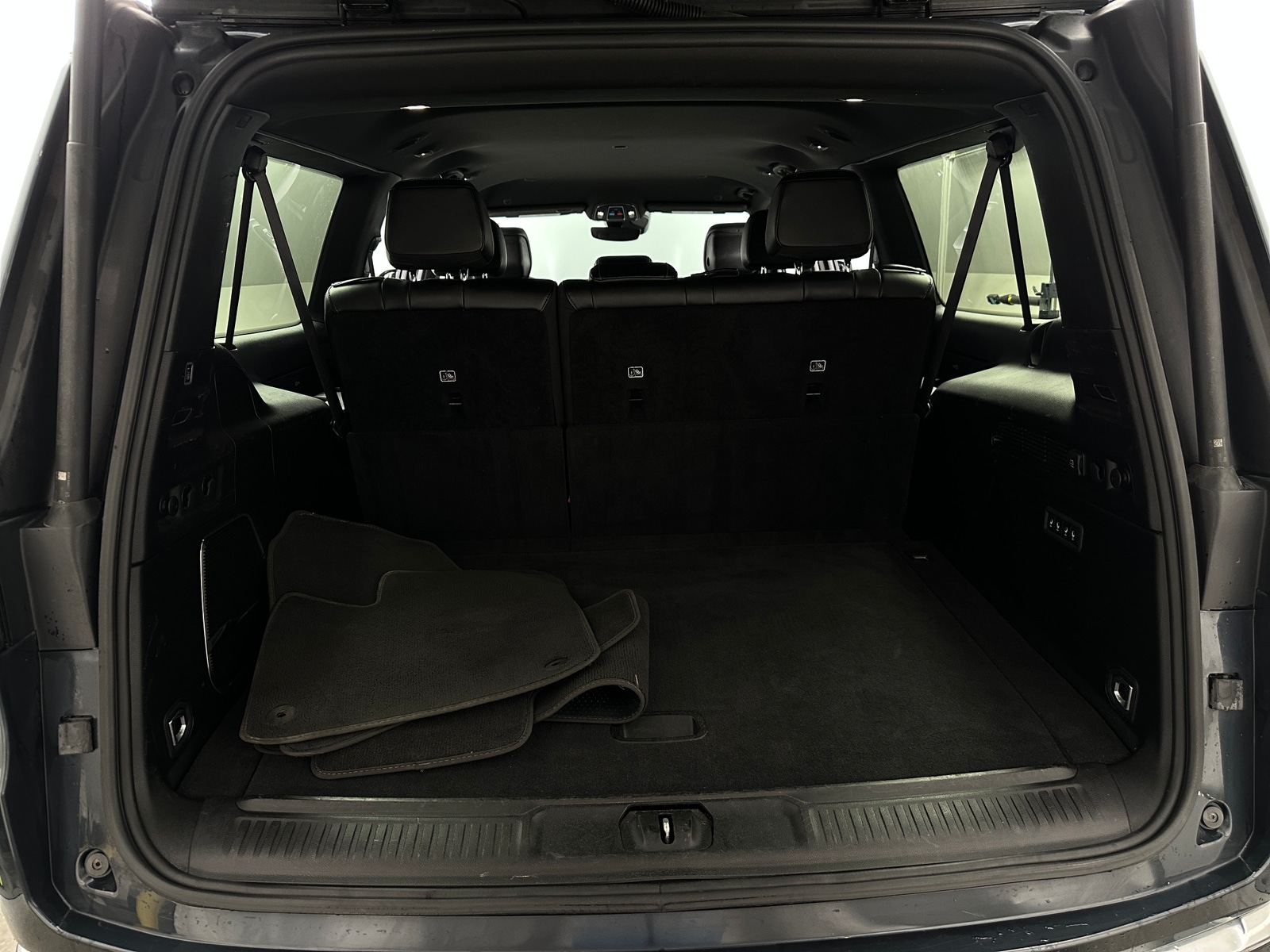Thumbnail: 2024 Jeep Wagoneer - 6