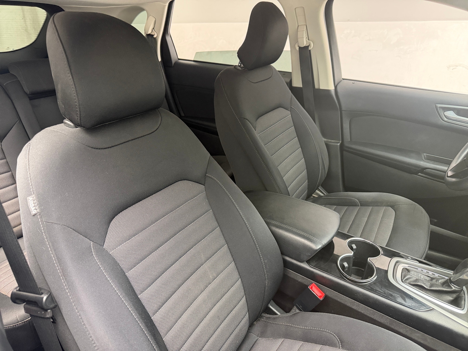 Thumbnail: 2016 Ford Edge - 2