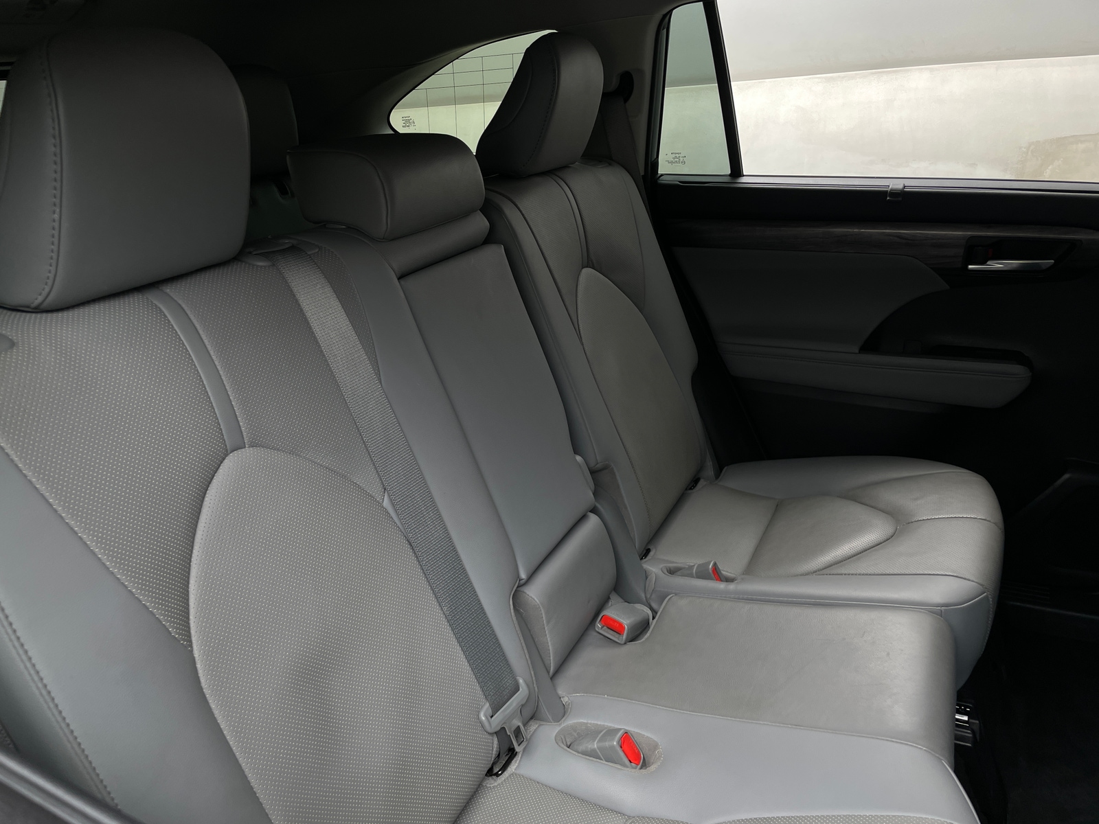 Thumbnail: 2020 Toyota Highlander - 6