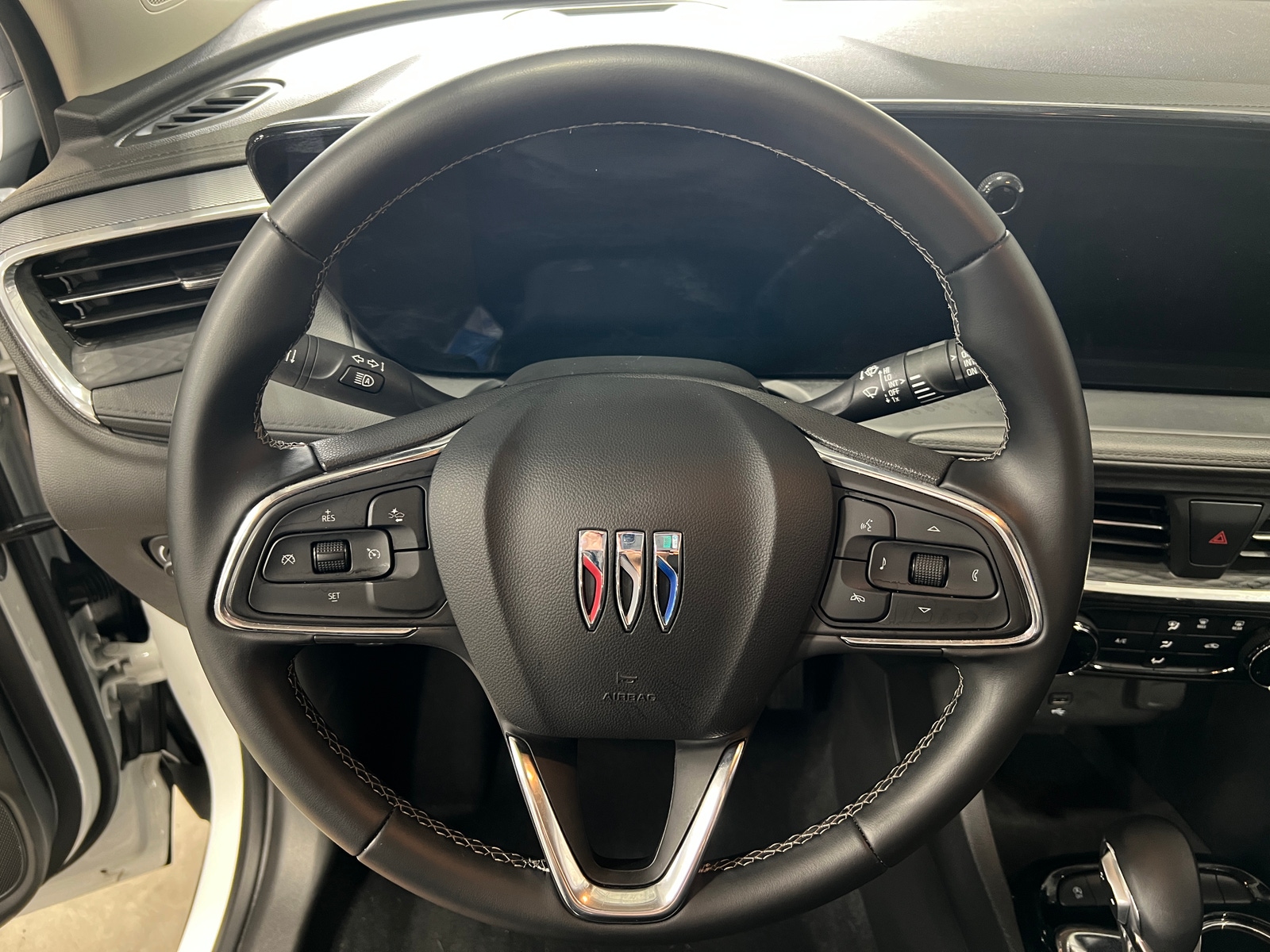 Thumbnail: 2026 Buick Encore GX - 4
